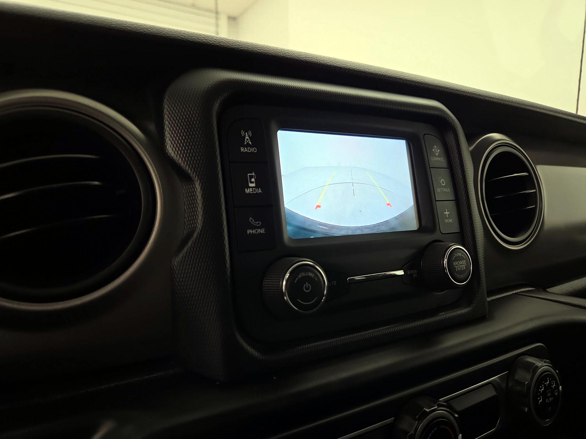 Thumbnail: 2021 Jeep Wrangler - 14