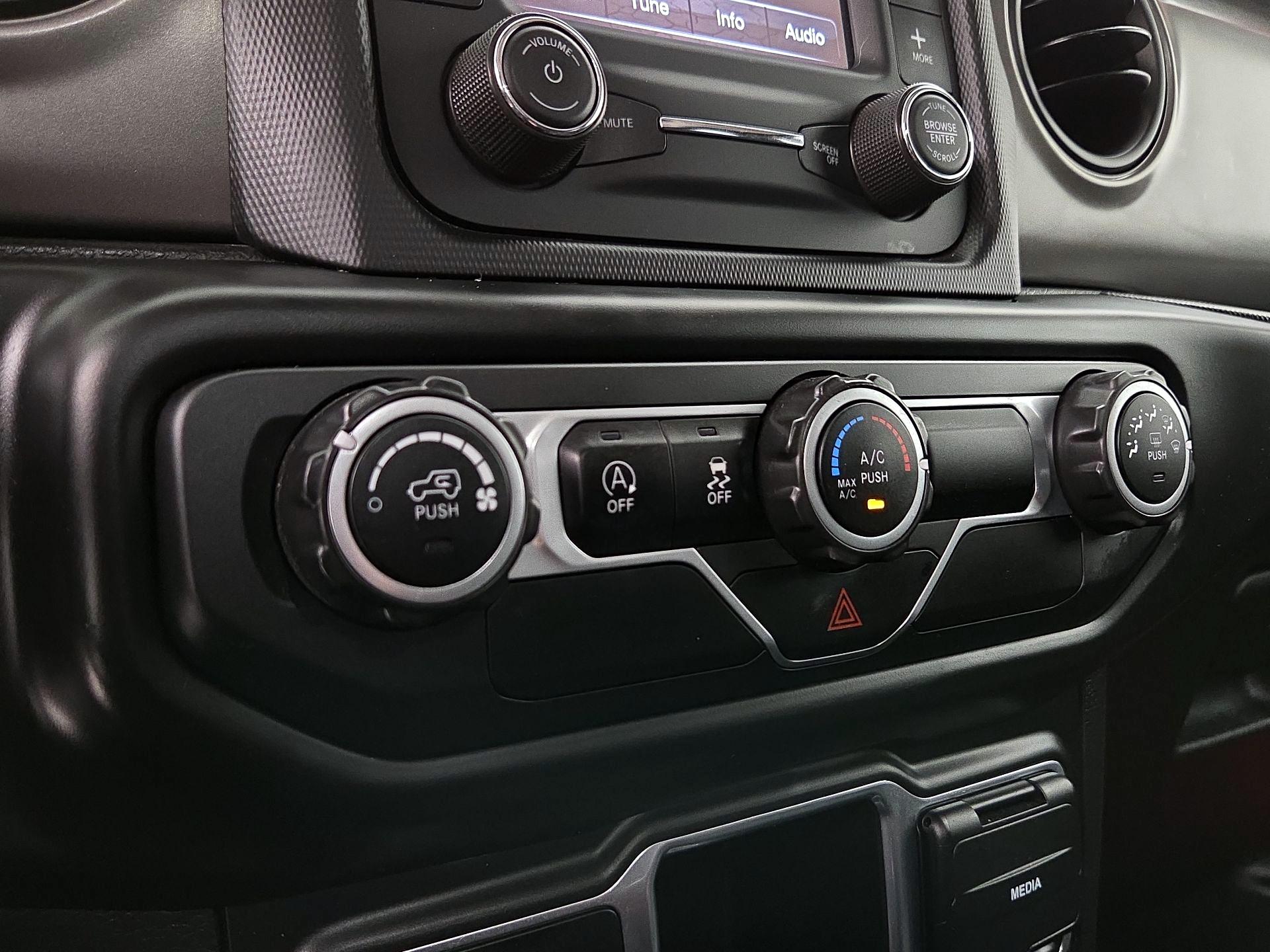 Thumbnail: 2021 Jeep Wrangler - 16