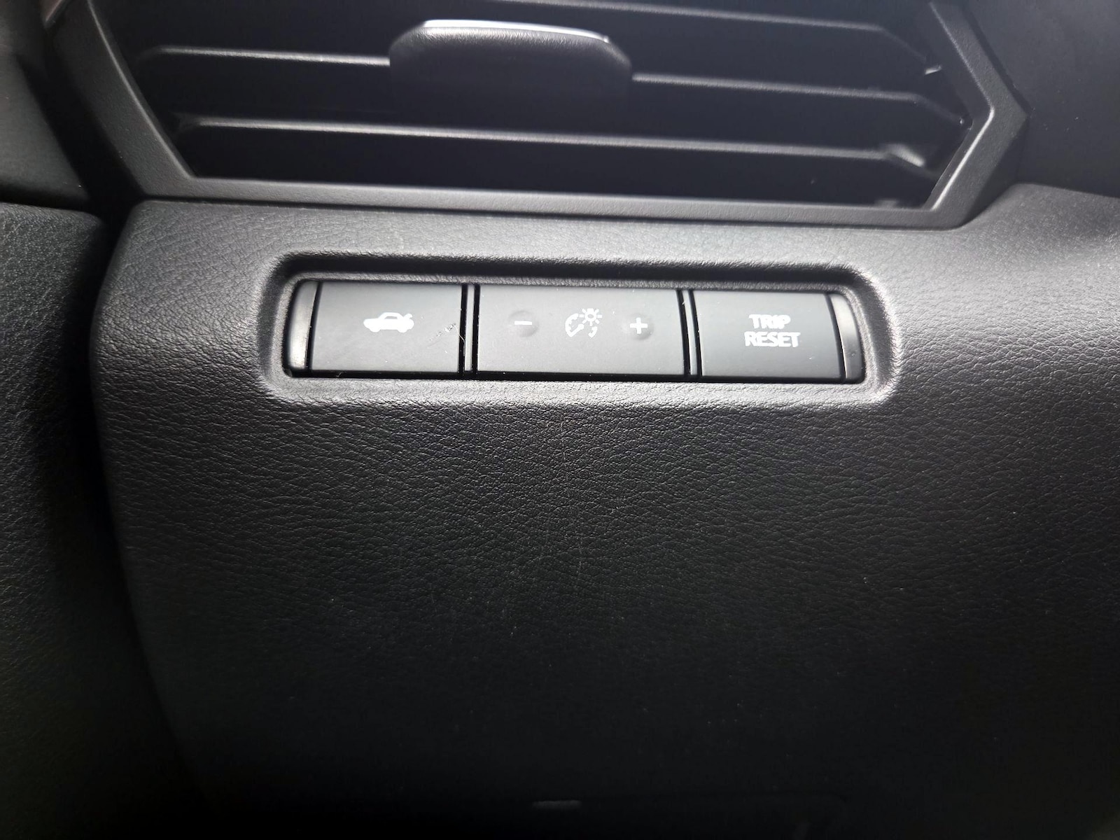 2022 Nissan Altima S - Photo 14