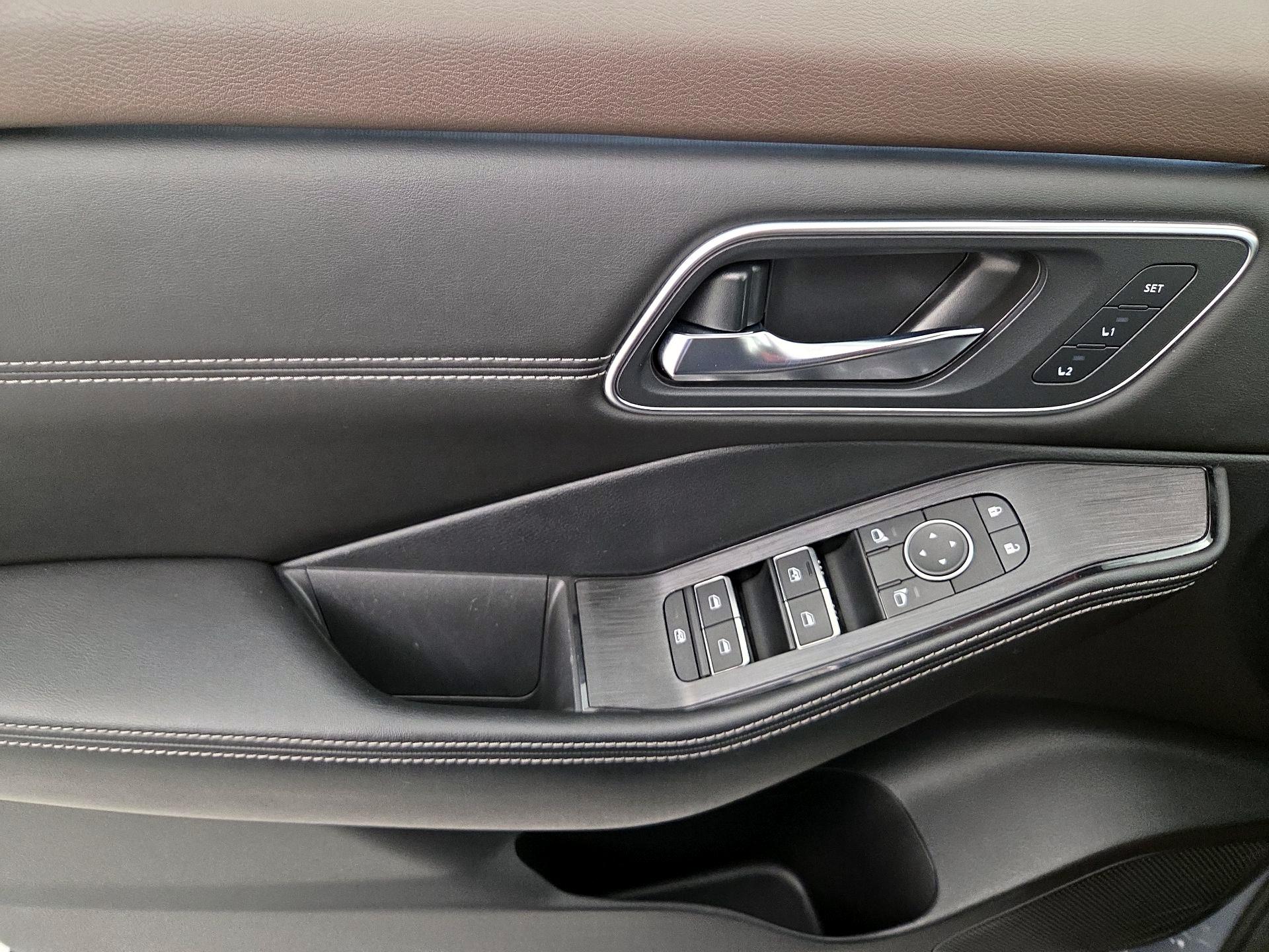 Thumbnail: 2021 Nissan Rogue - 12