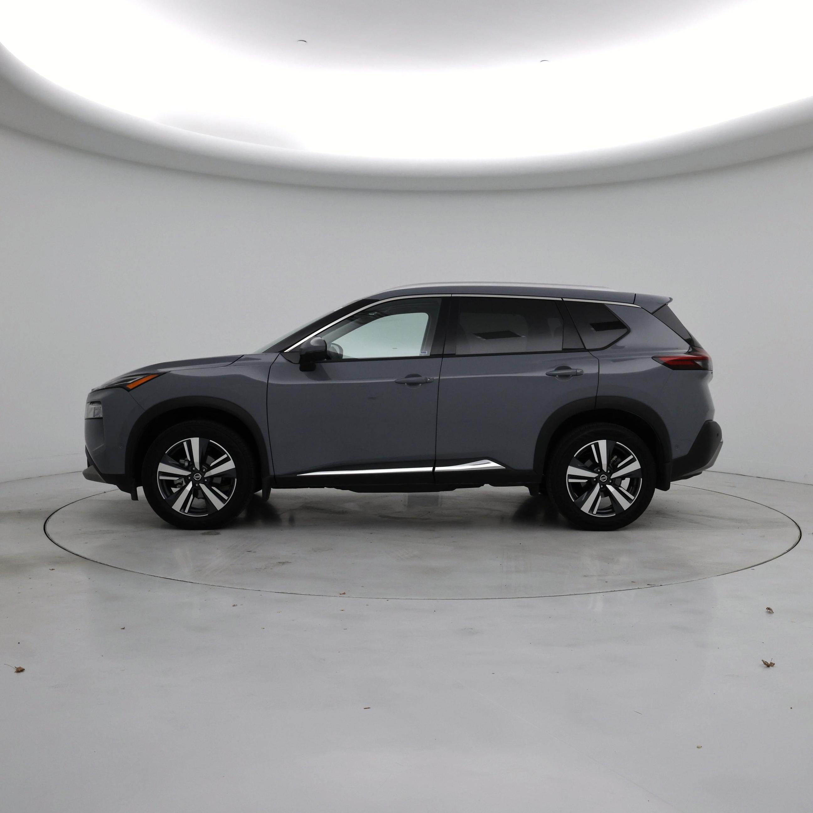 Thumbnail: 2021 Nissan Rogue - 3