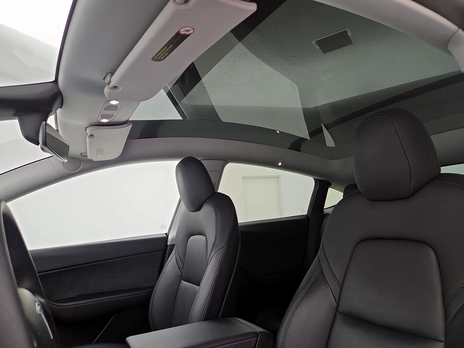 Thumbnail: 2021 Tesla Model Y - 18
