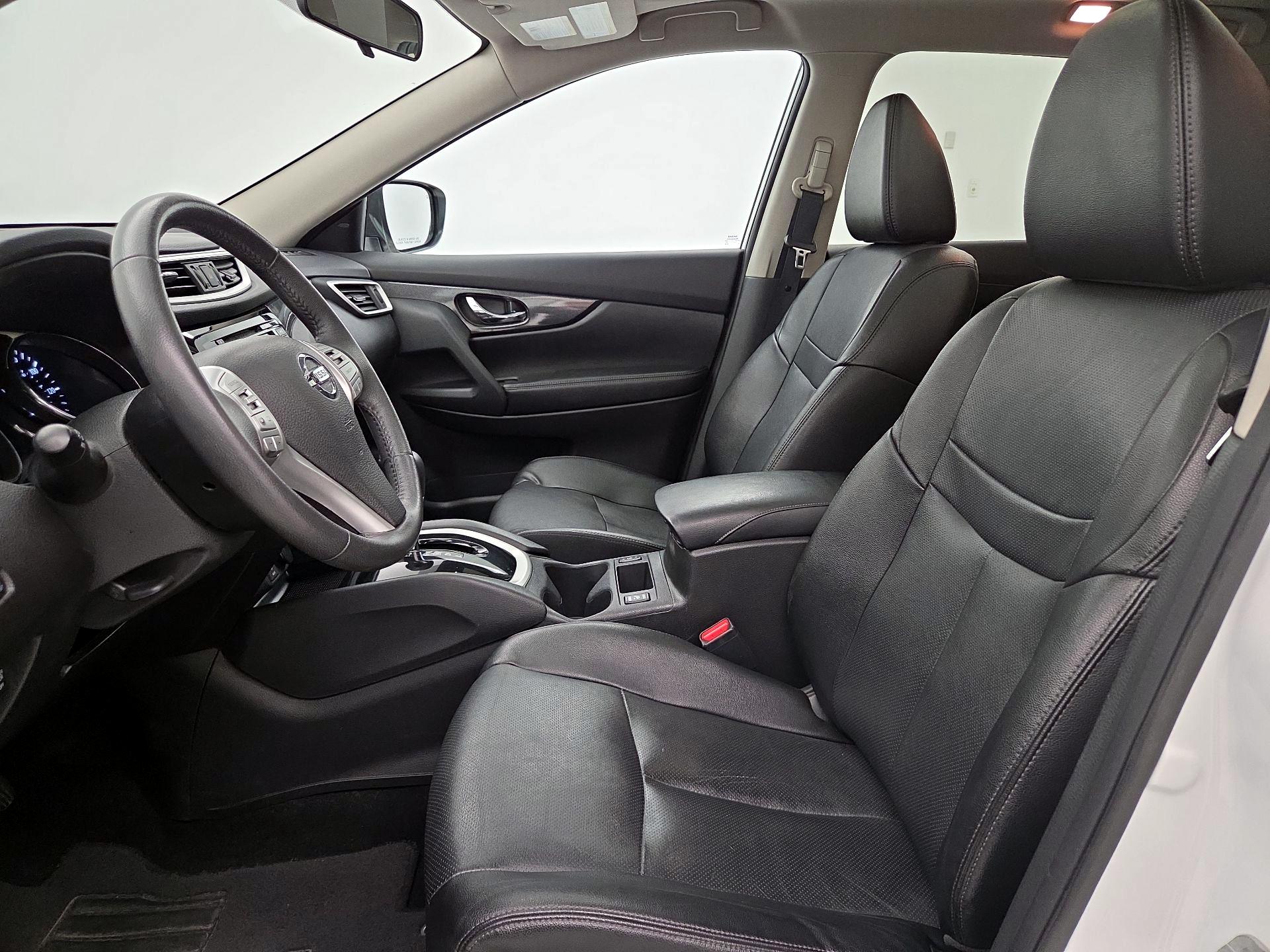 Thumbnail: 2016 Nissan Rogue - 11