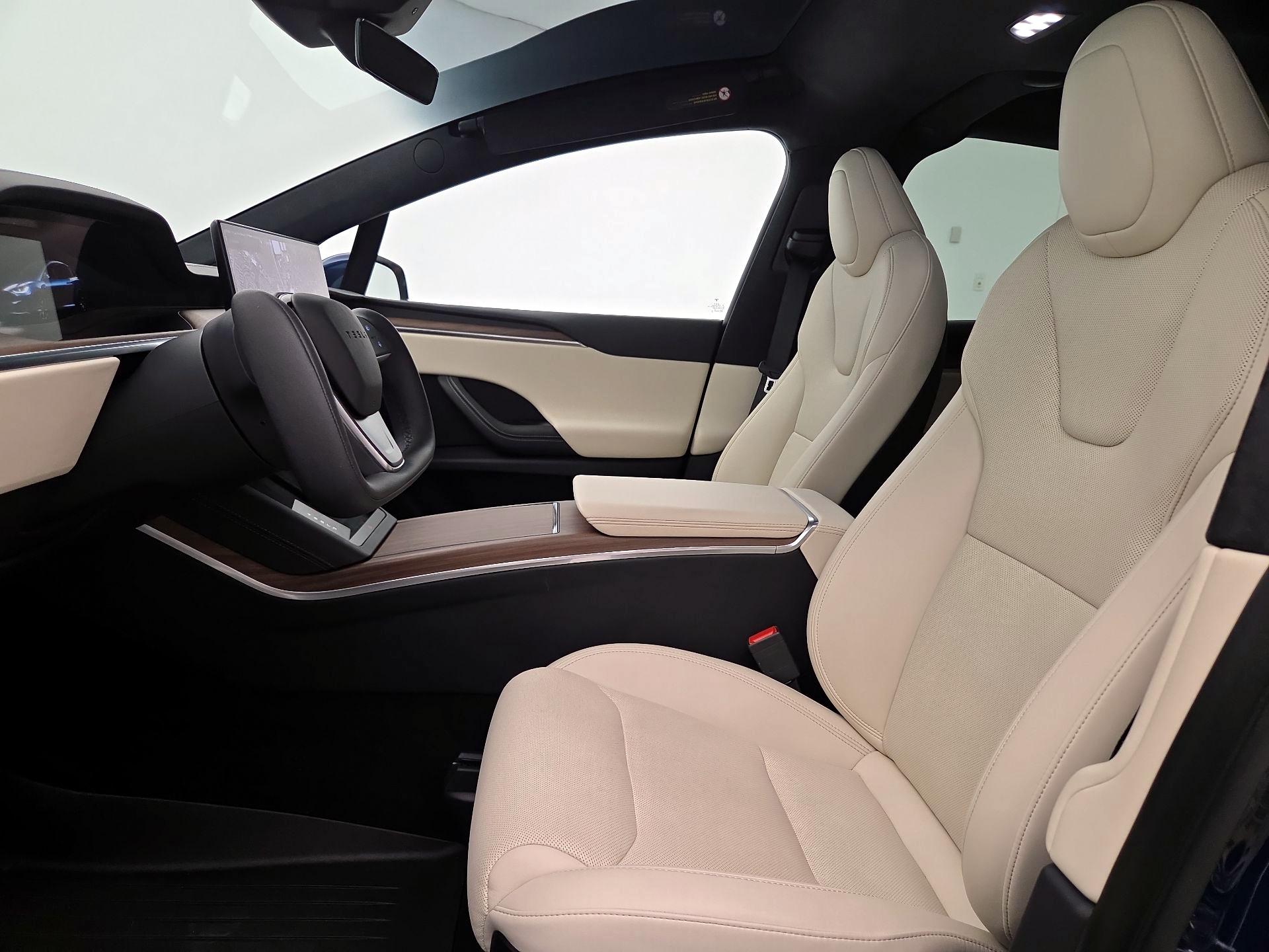 Thumbnail: 2024 Tesla Model X - 11