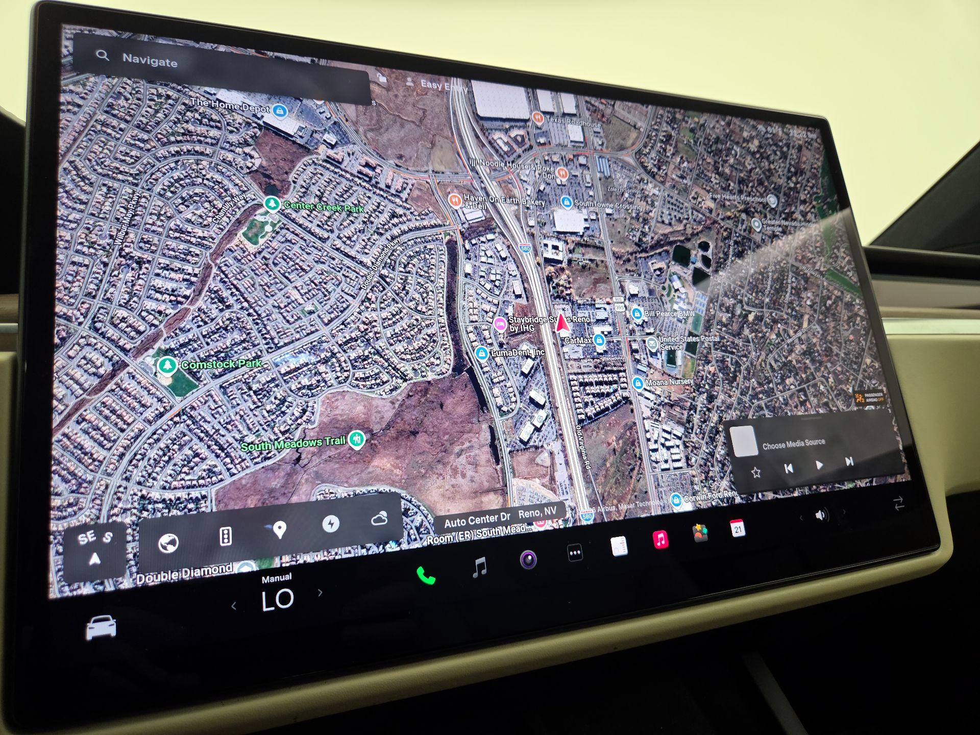 Thumbnail: 2024 Tesla Model X - 13