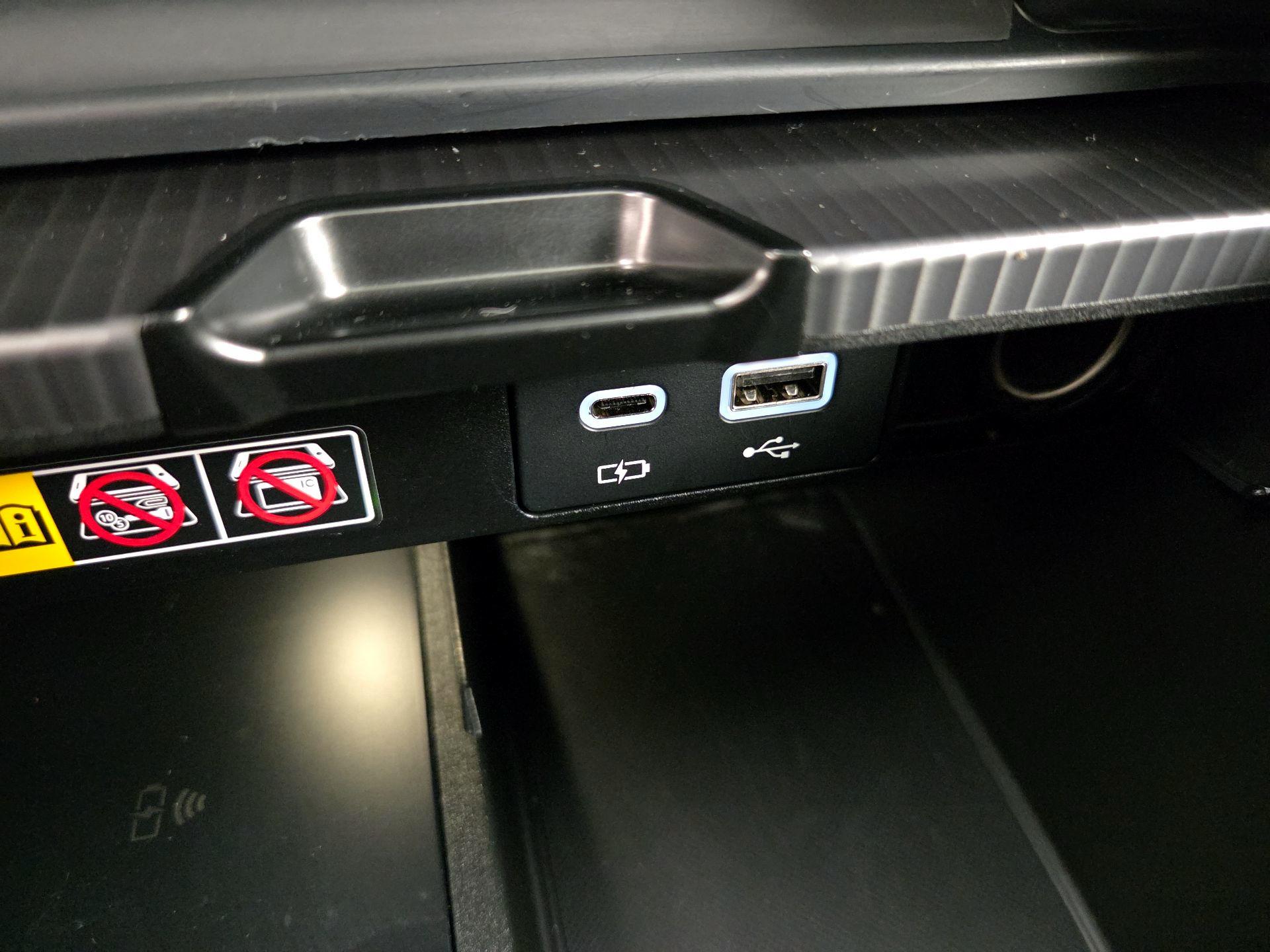 Thumbnail: 2023 Lexus RX - 18