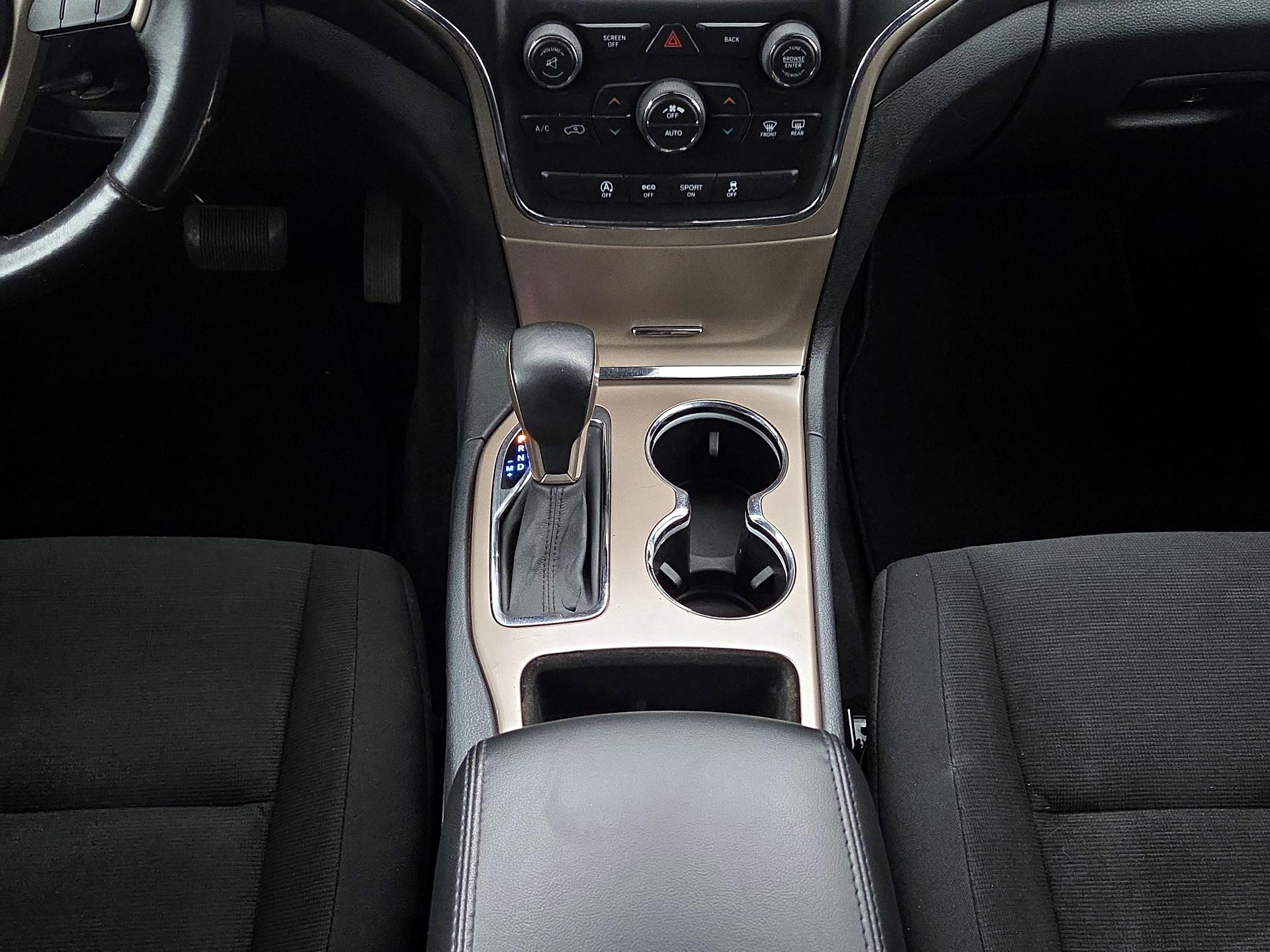 Thumbnail: 2016 Jeep Grand Cherokee - 16