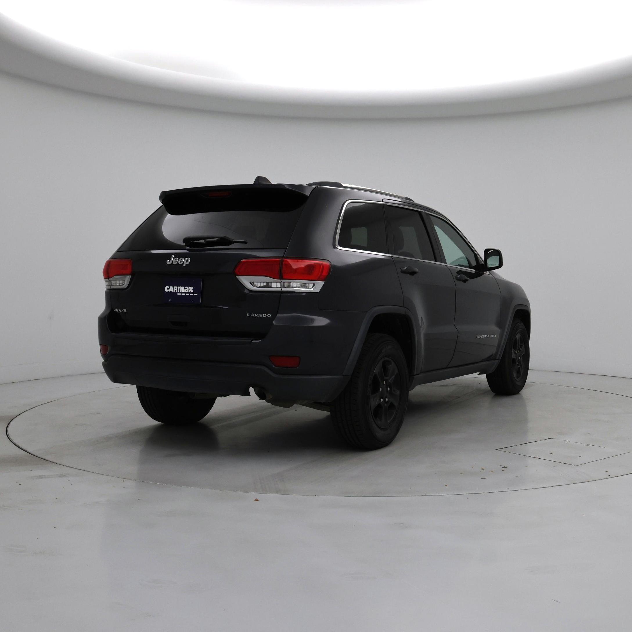 Thumbnail: 2016 Jeep Grand Cherokee - 8