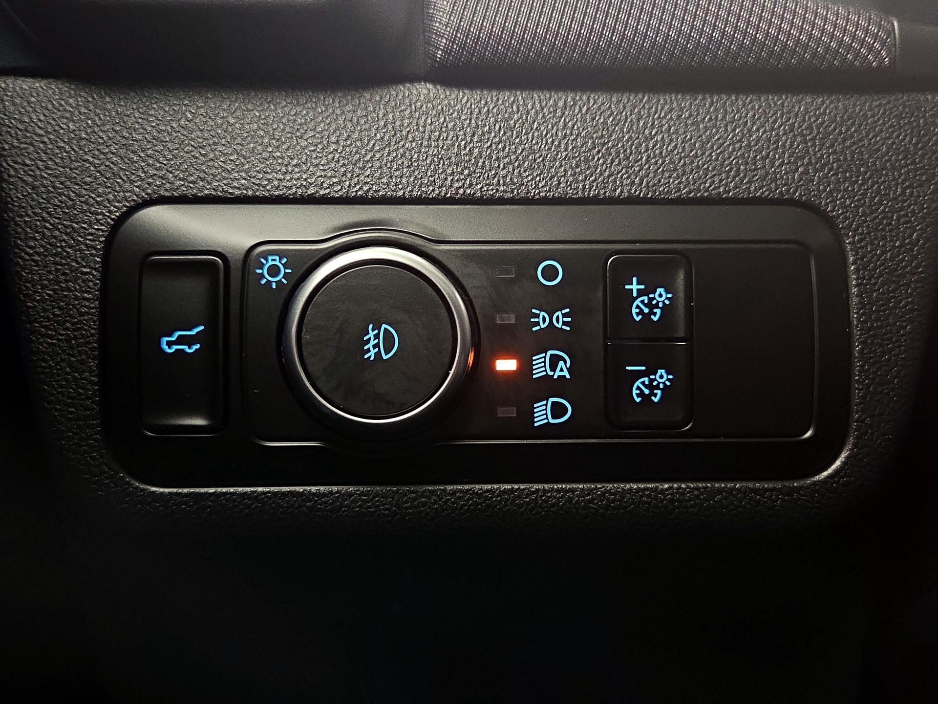 Thumbnail: 2023 Ford Bronco Sport - 13