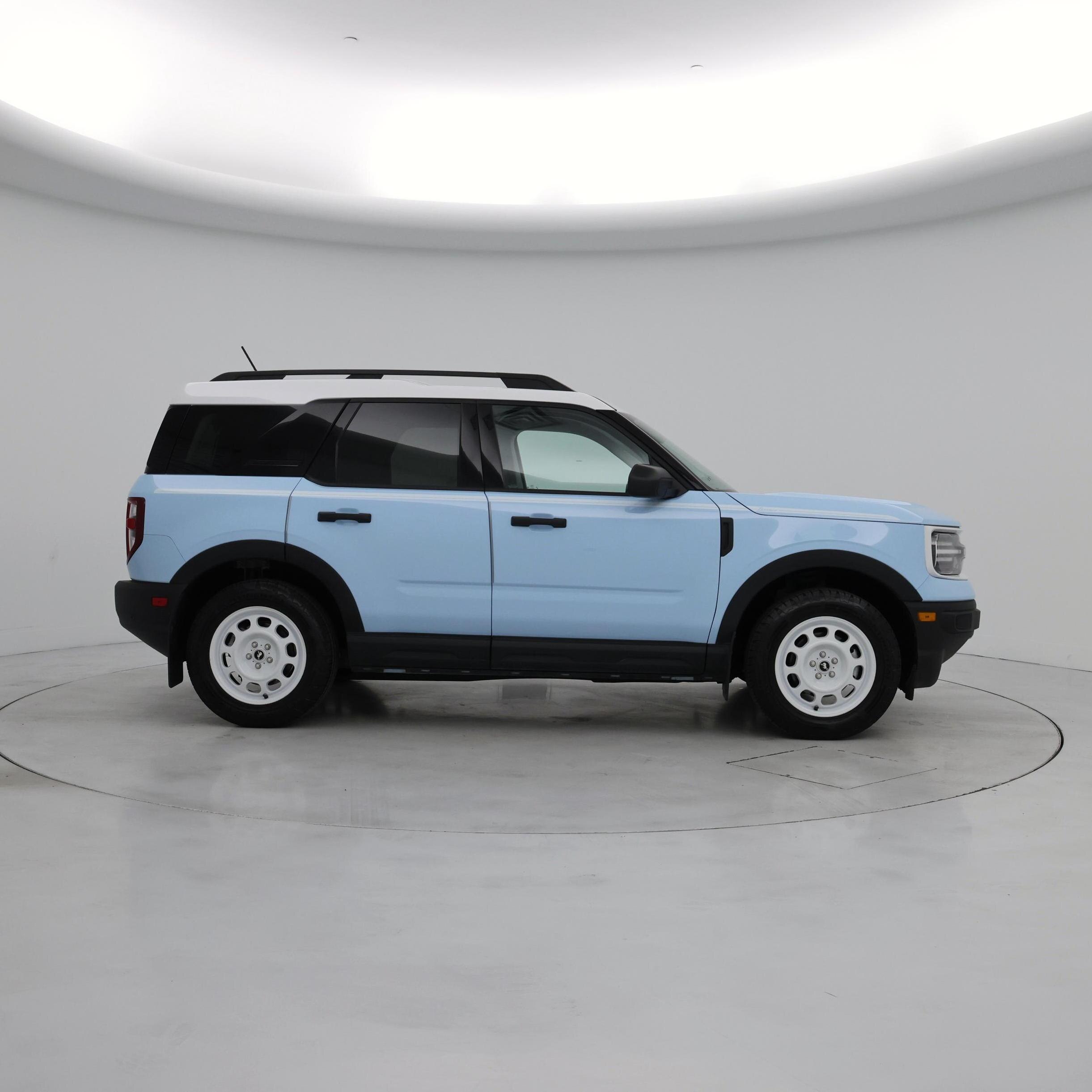 Thumbnail: 2023 Ford Bronco Sport - 7