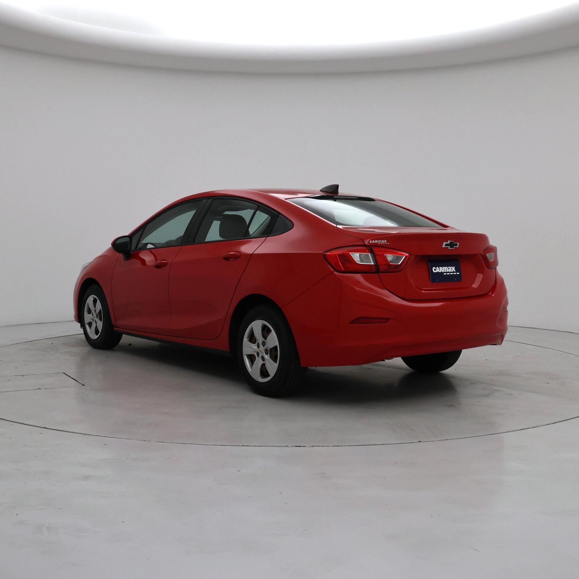 Thumbnail: 2018 Chevrolet Cruze - 2