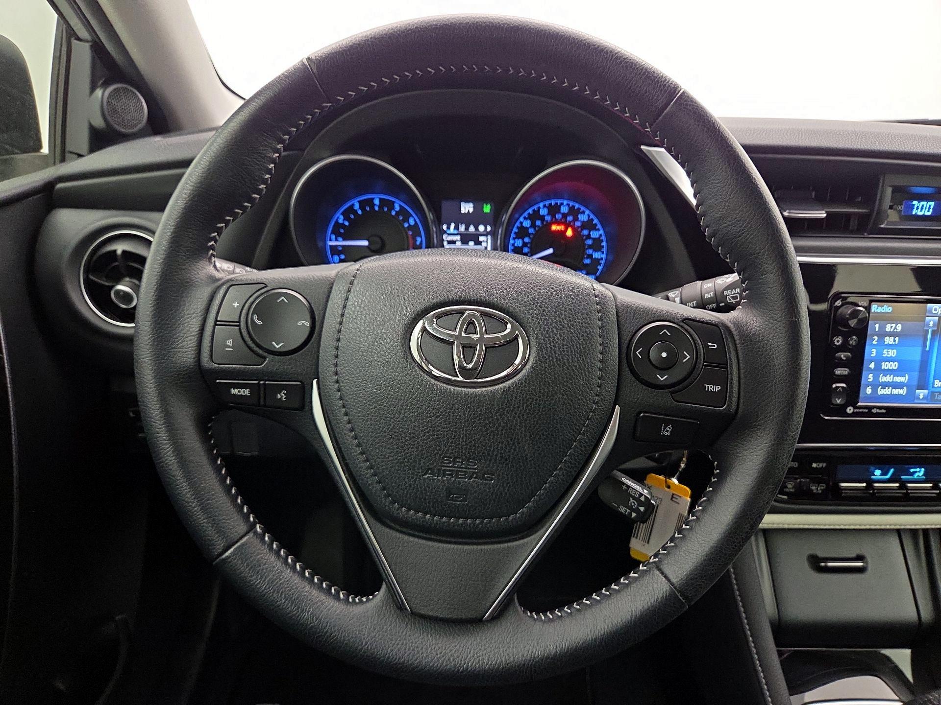 Thumbnail: 2018 Toyota Corolla iM - 10