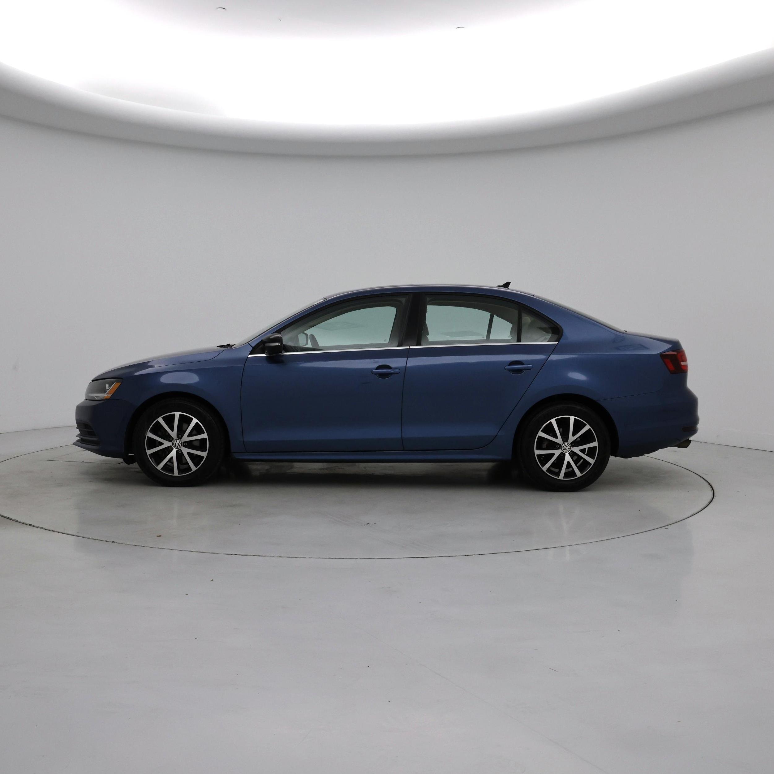 Thumbnail: 2017 Volkswagen Jetta - 3