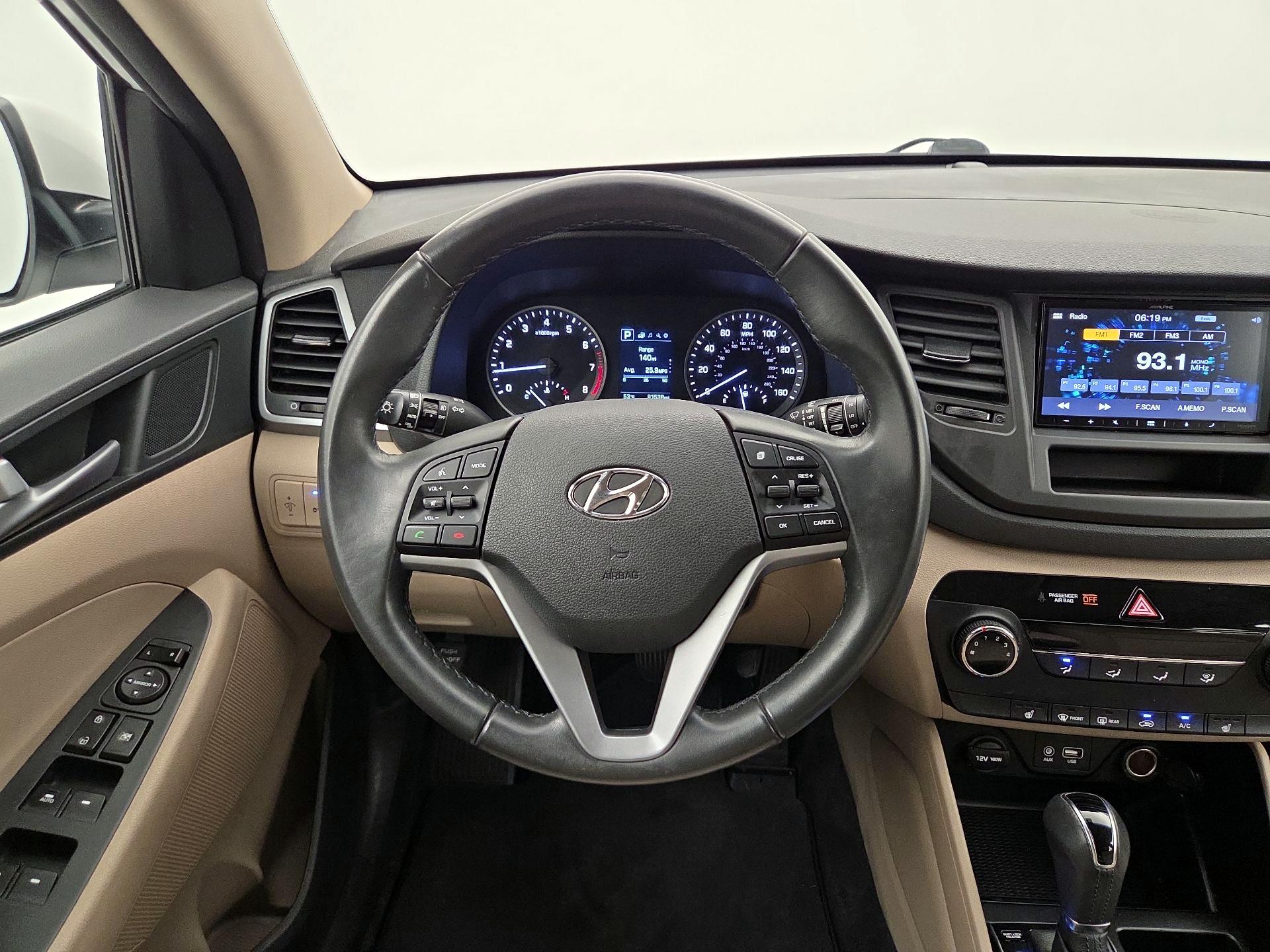 Thumbnail: 2017 Hyundai Tucson - 10