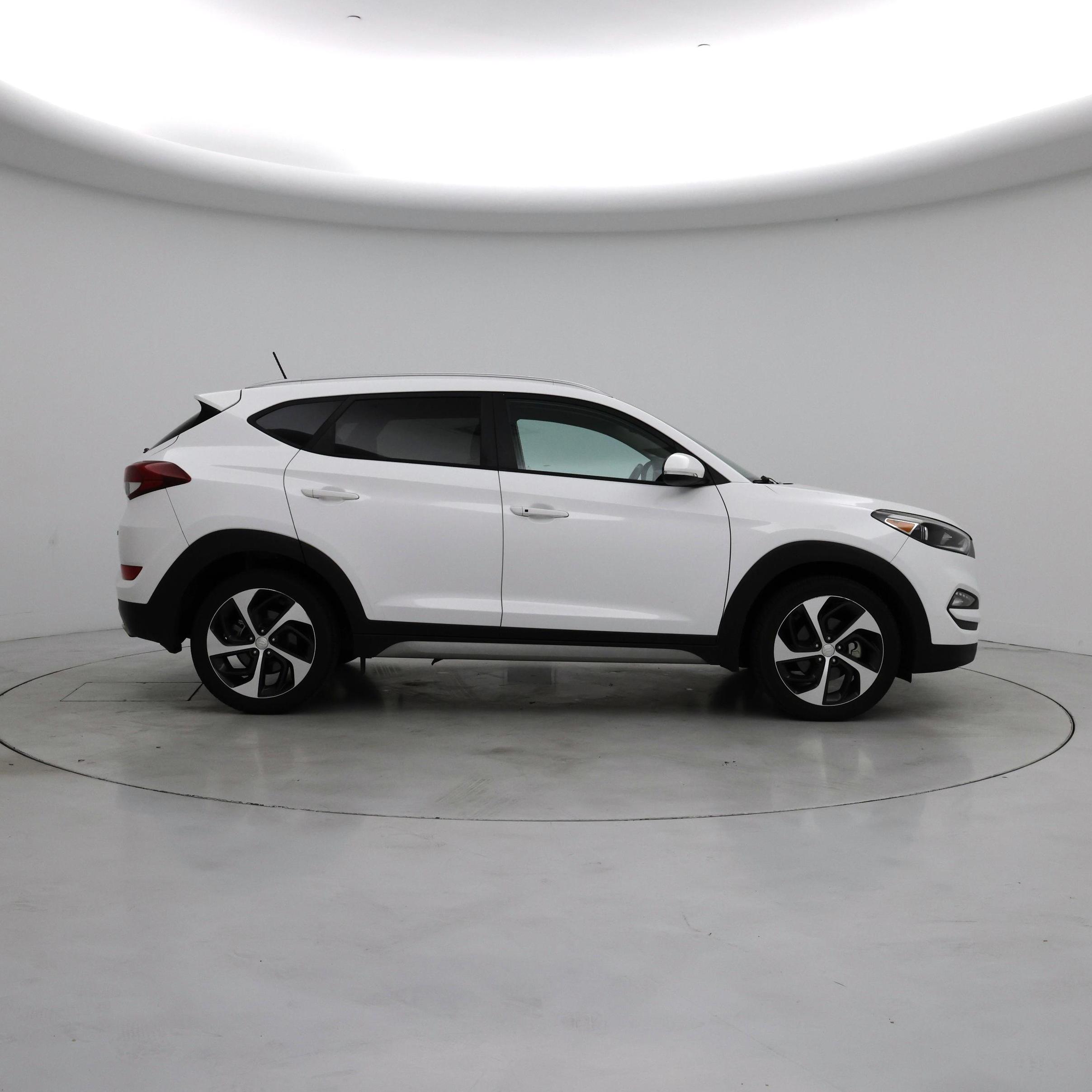 Thumbnail: 2017 Hyundai Tucson - 7