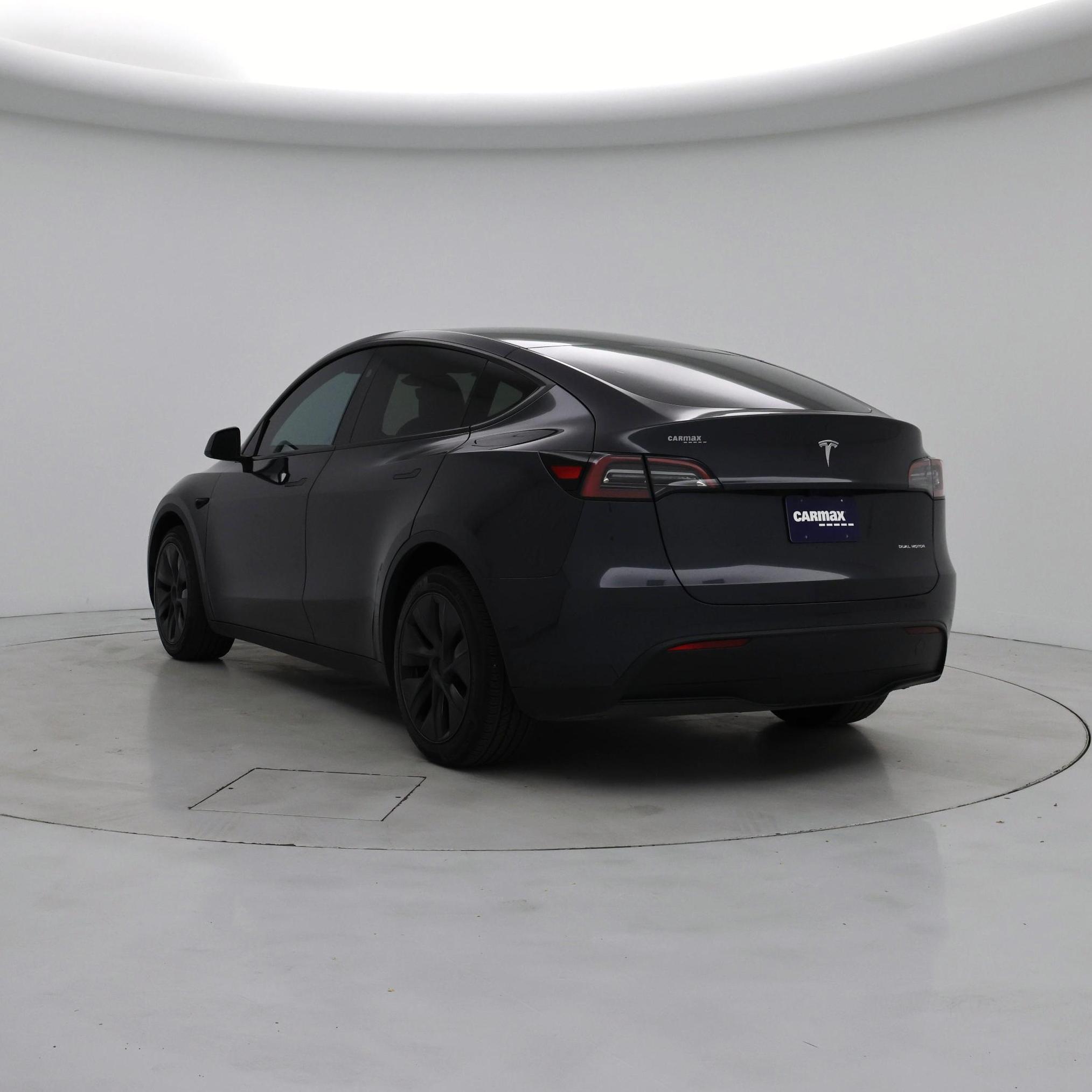 Thumbnail: 2025 Tesla Model Y - 2