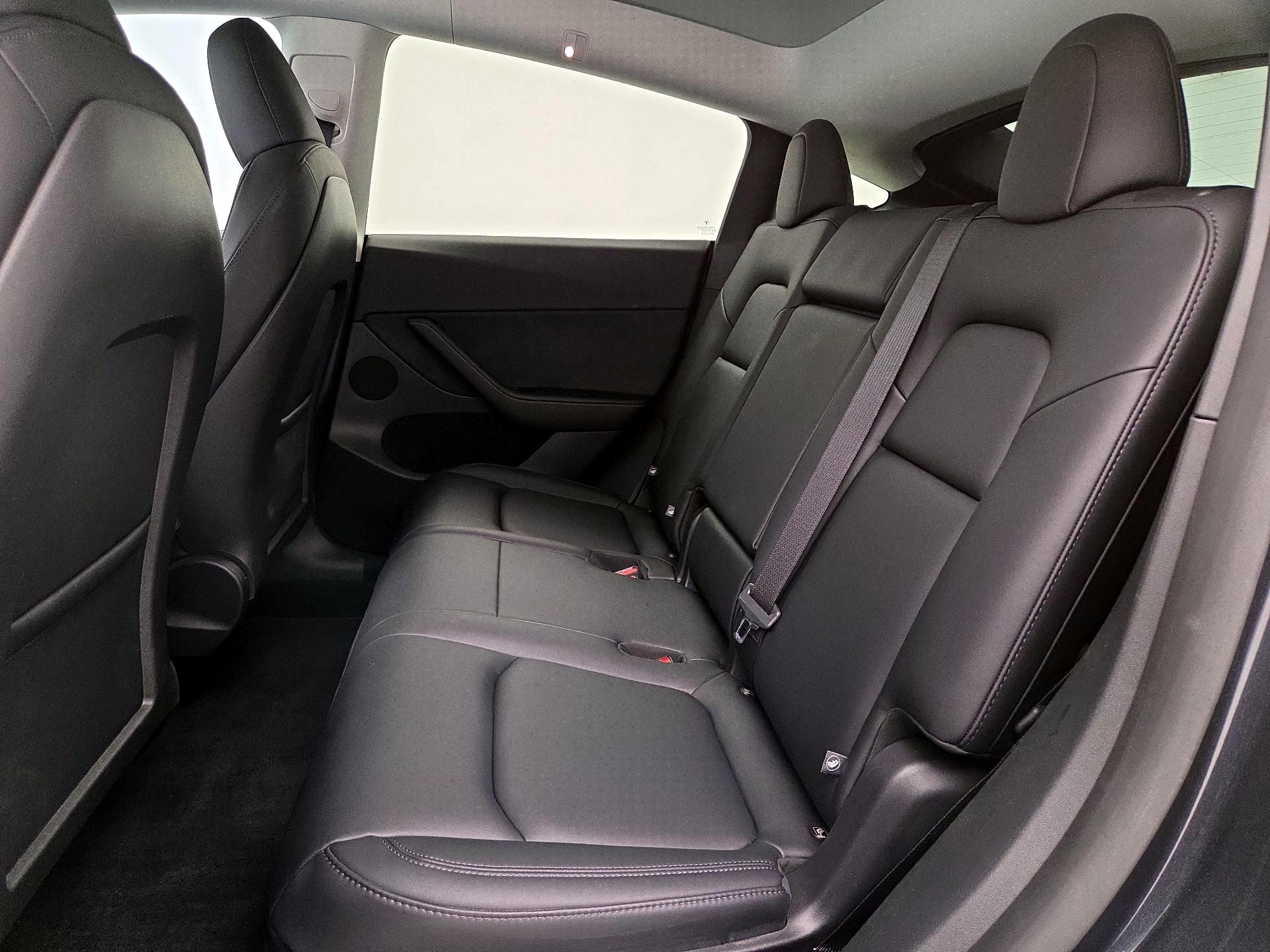 Thumbnail: 2025 Tesla Model Y - 19