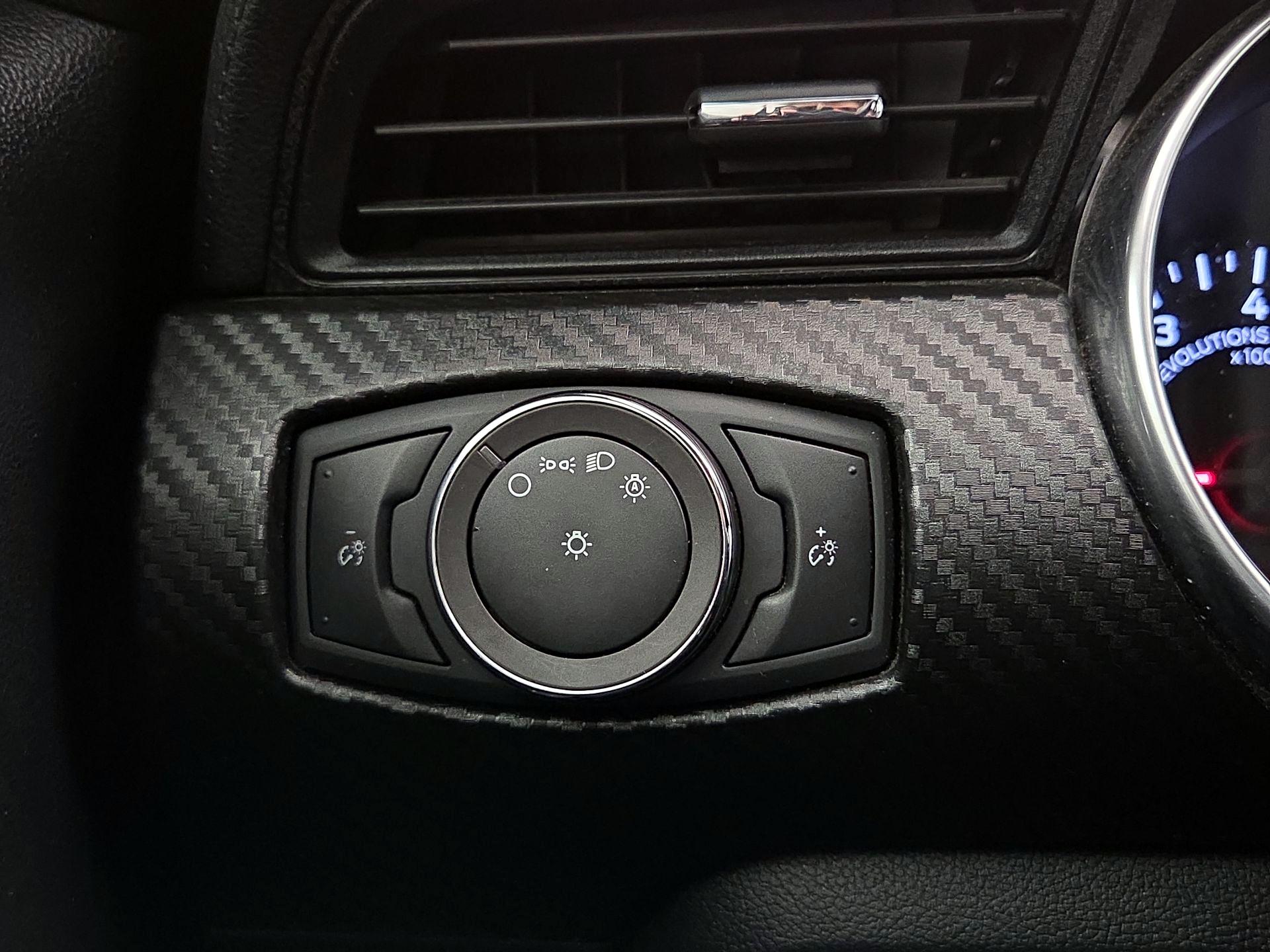 Thumbnail: 2019 Ford Mustang - 13