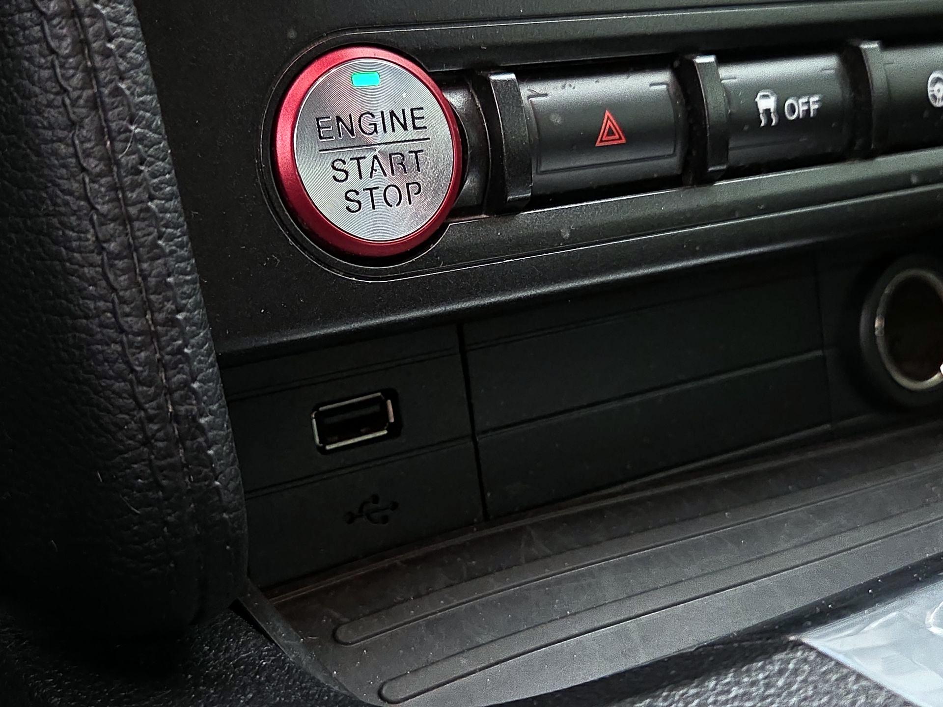 Thumbnail: 2019 Ford Mustang - 18