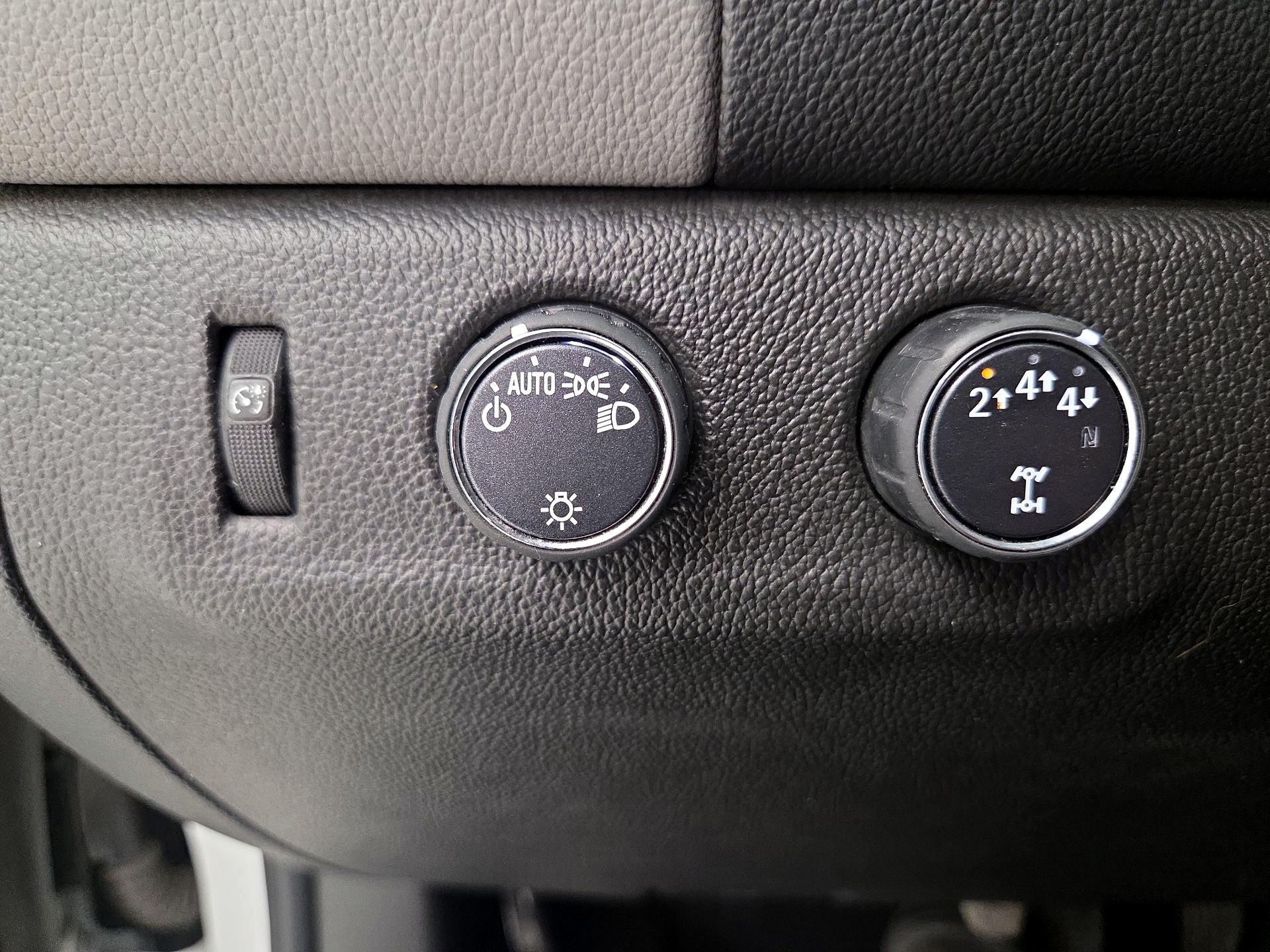 Thumbnail: 2019 Chevrolet Colorado - 13