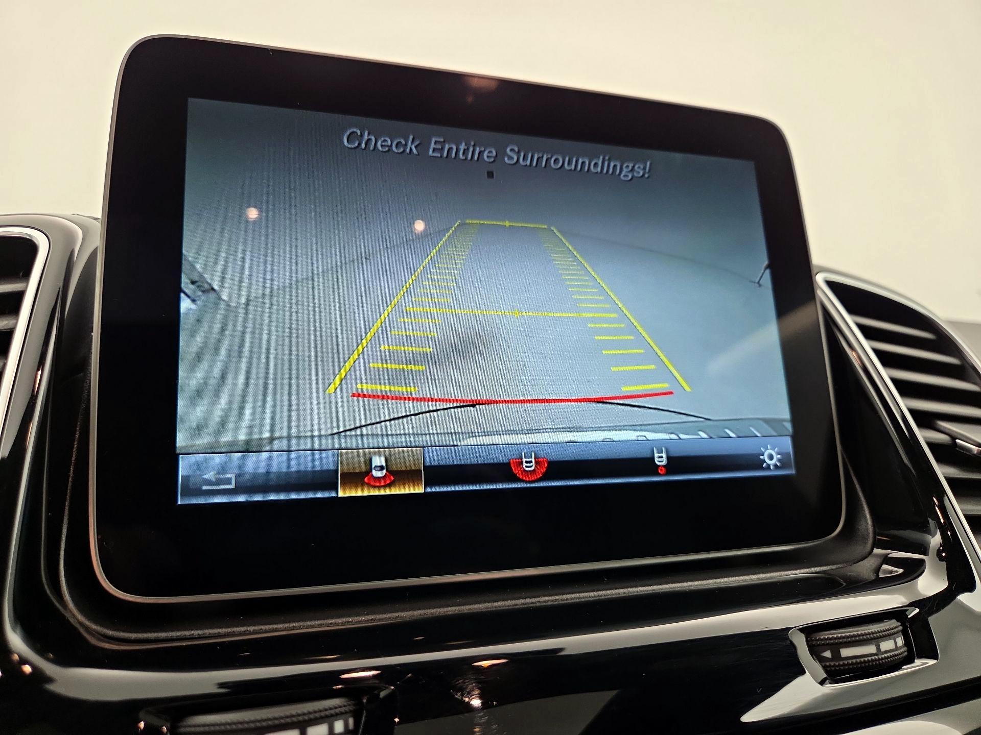 Thumbnail: 2019 Mercedes-Benz GLE - 15