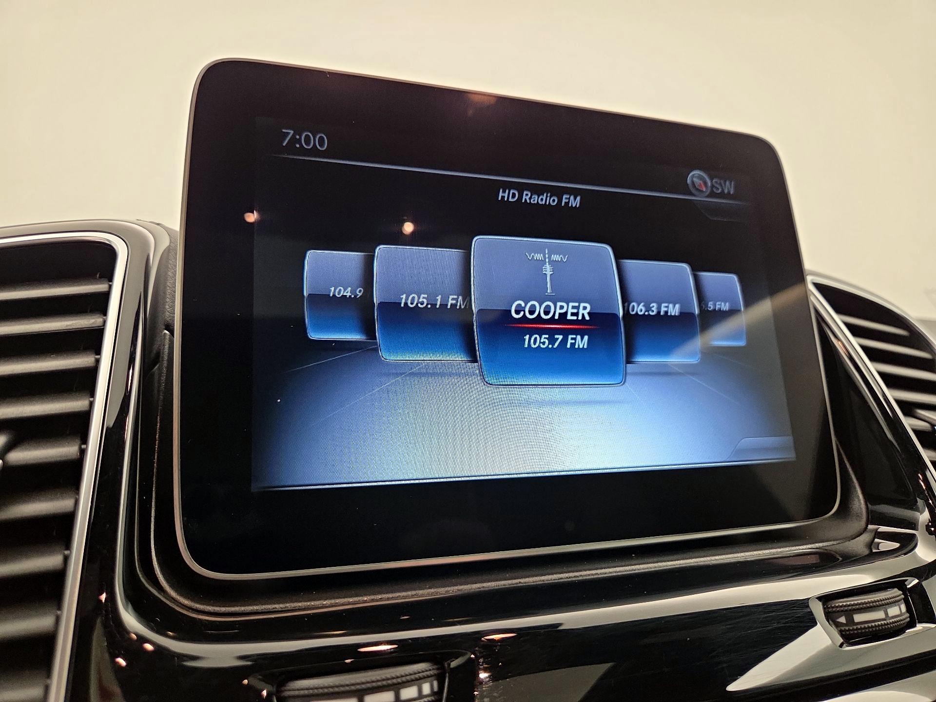 Thumbnail: 2019 Mercedes-Benz GLE - 16