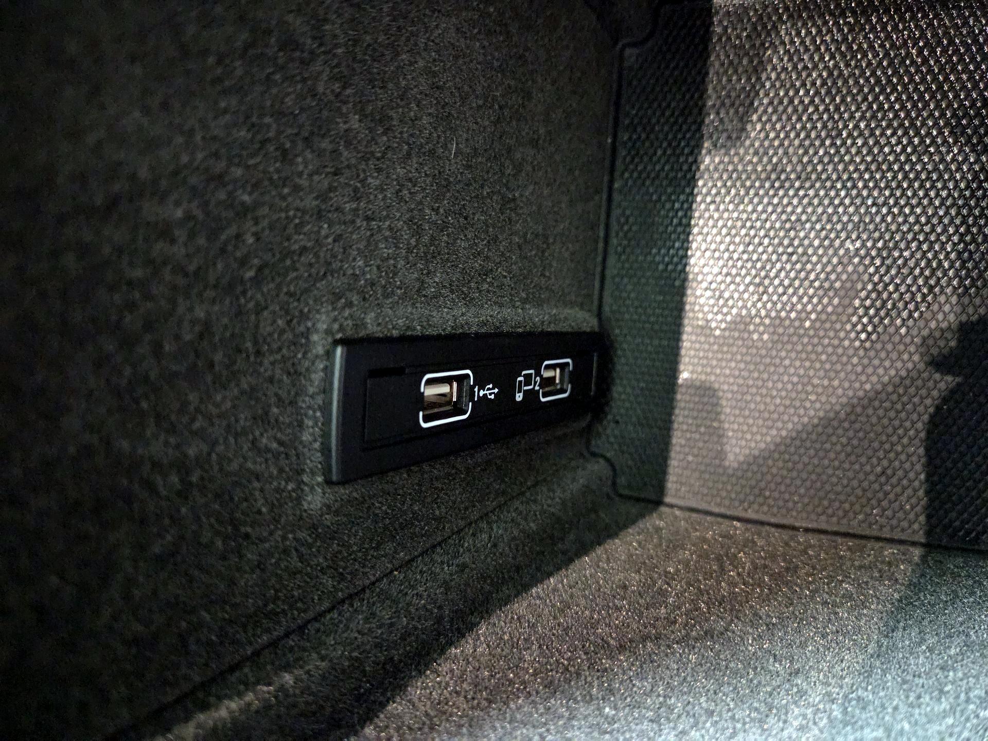 Thumbnail: 2019 Mercedes-Benz GLE - 19