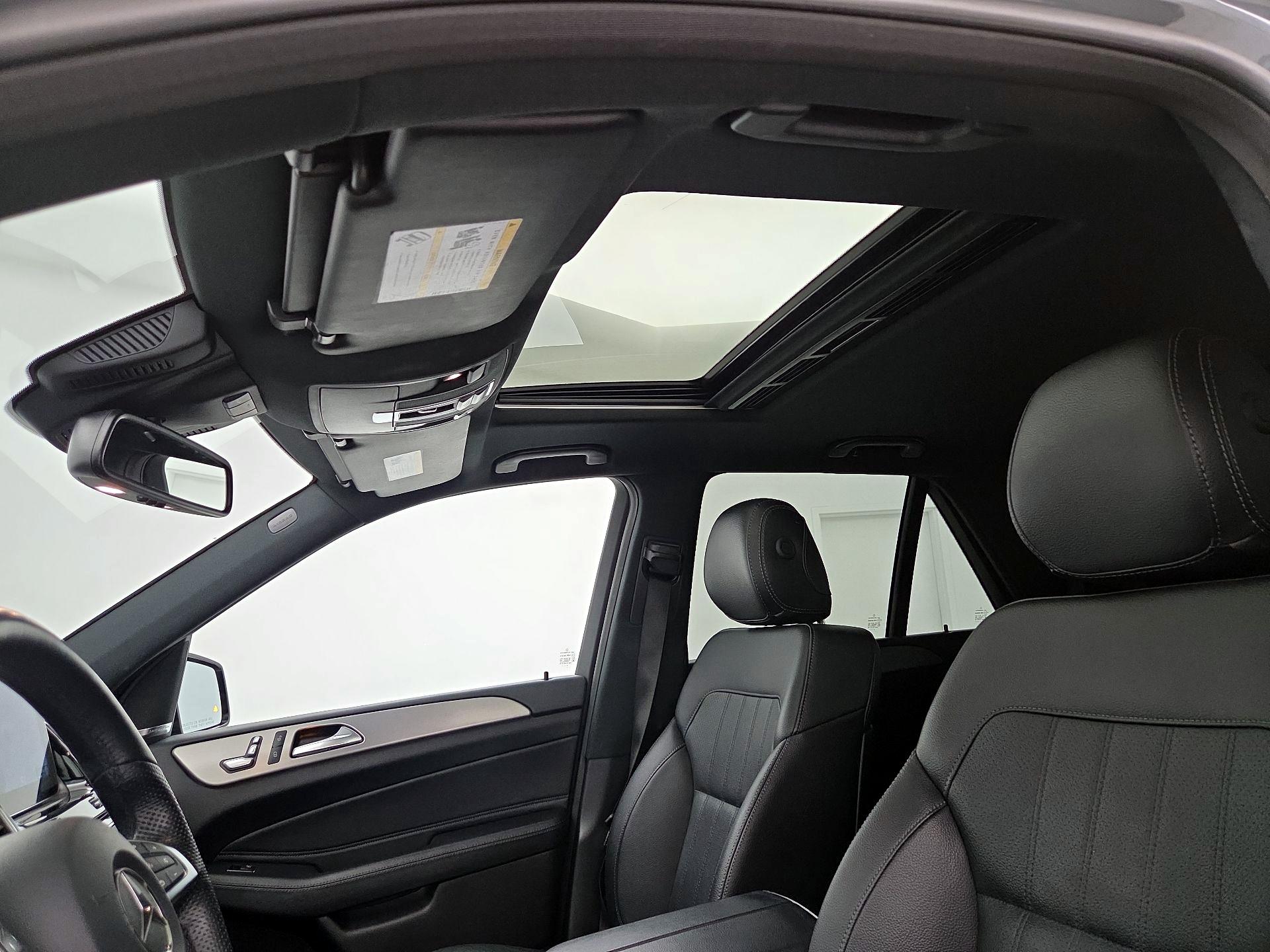 Thumbnail: 2019 Mercedes-Benz GLE - 20