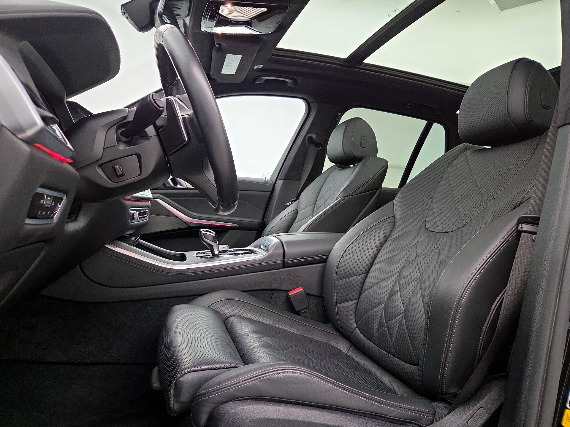 Thumbnail: 2023 BMW X5 - 11