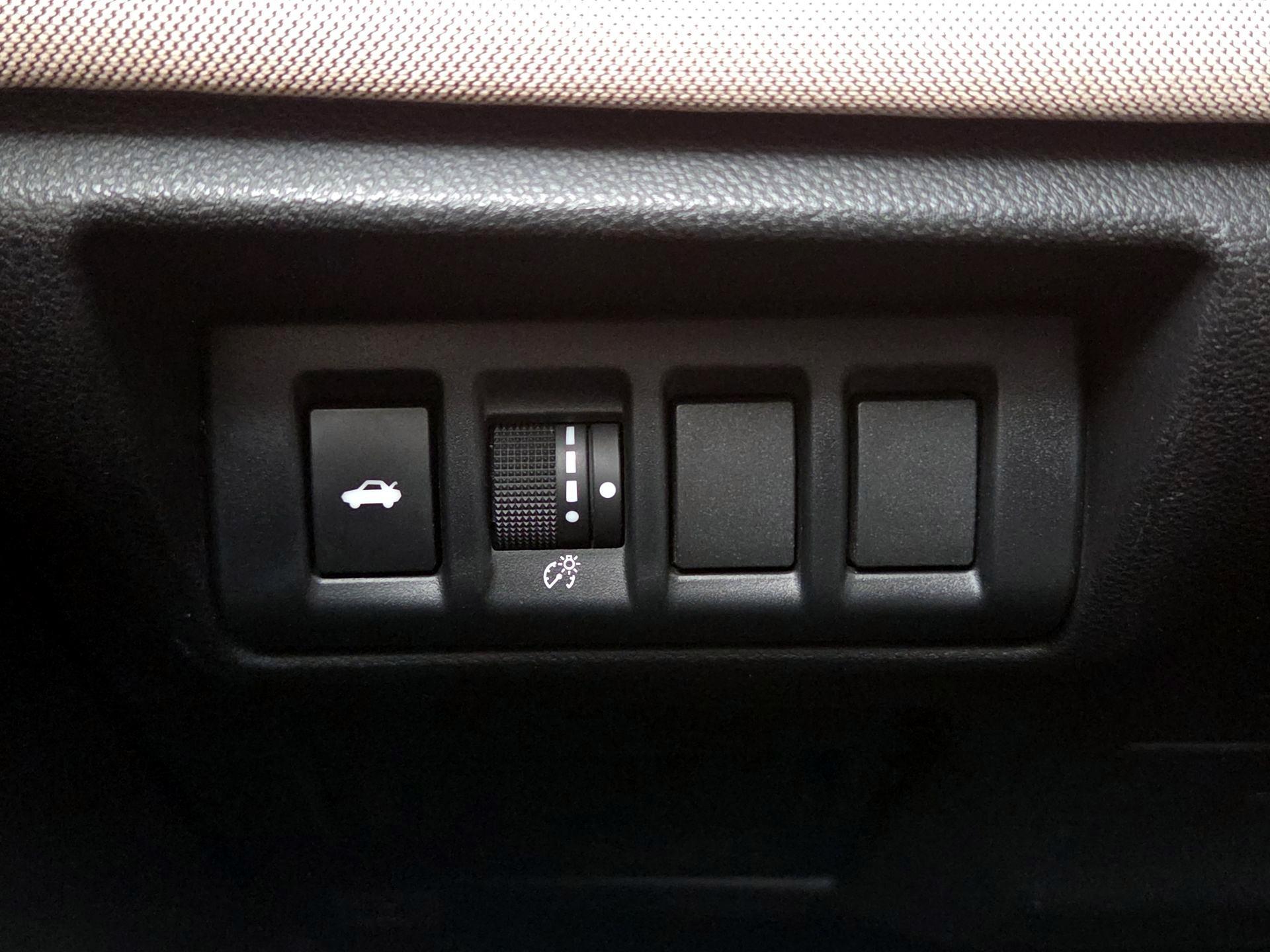 Thumbnail: 2020 Subaru Legacy - 13