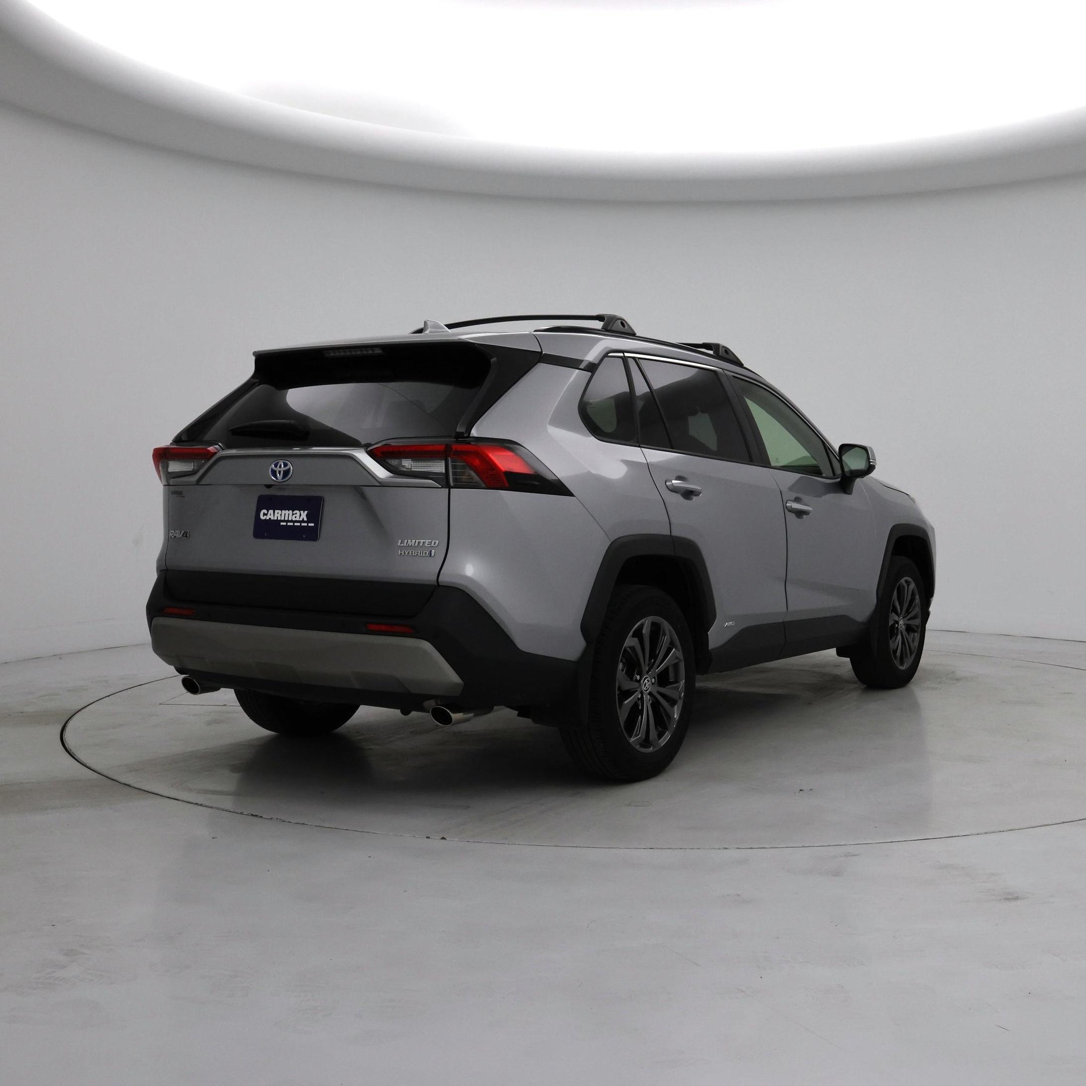 Thumbnail: 2024 Toyota RAV4 - 8