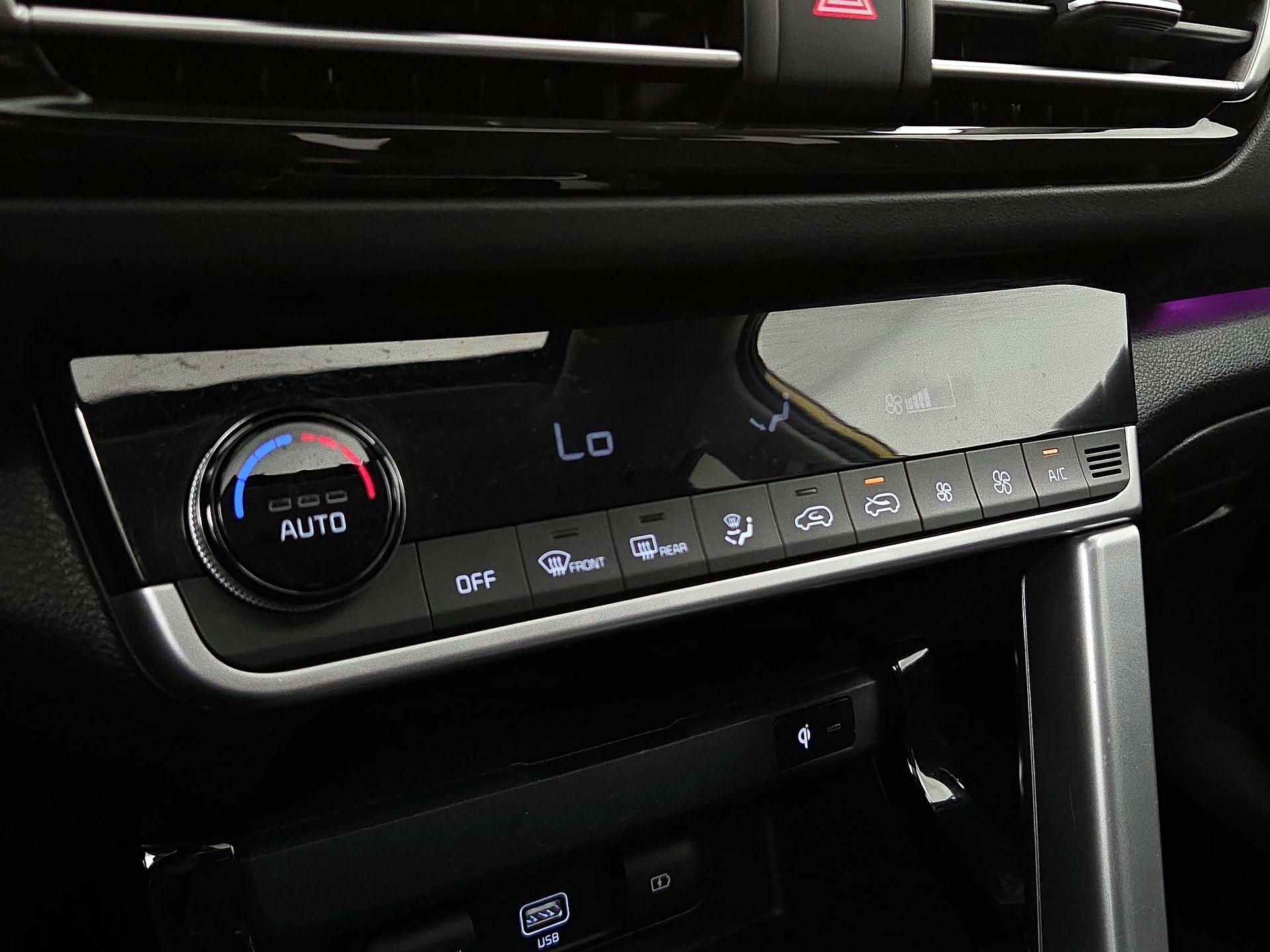 Thumbnail: 2023 Kia Seltos - 17