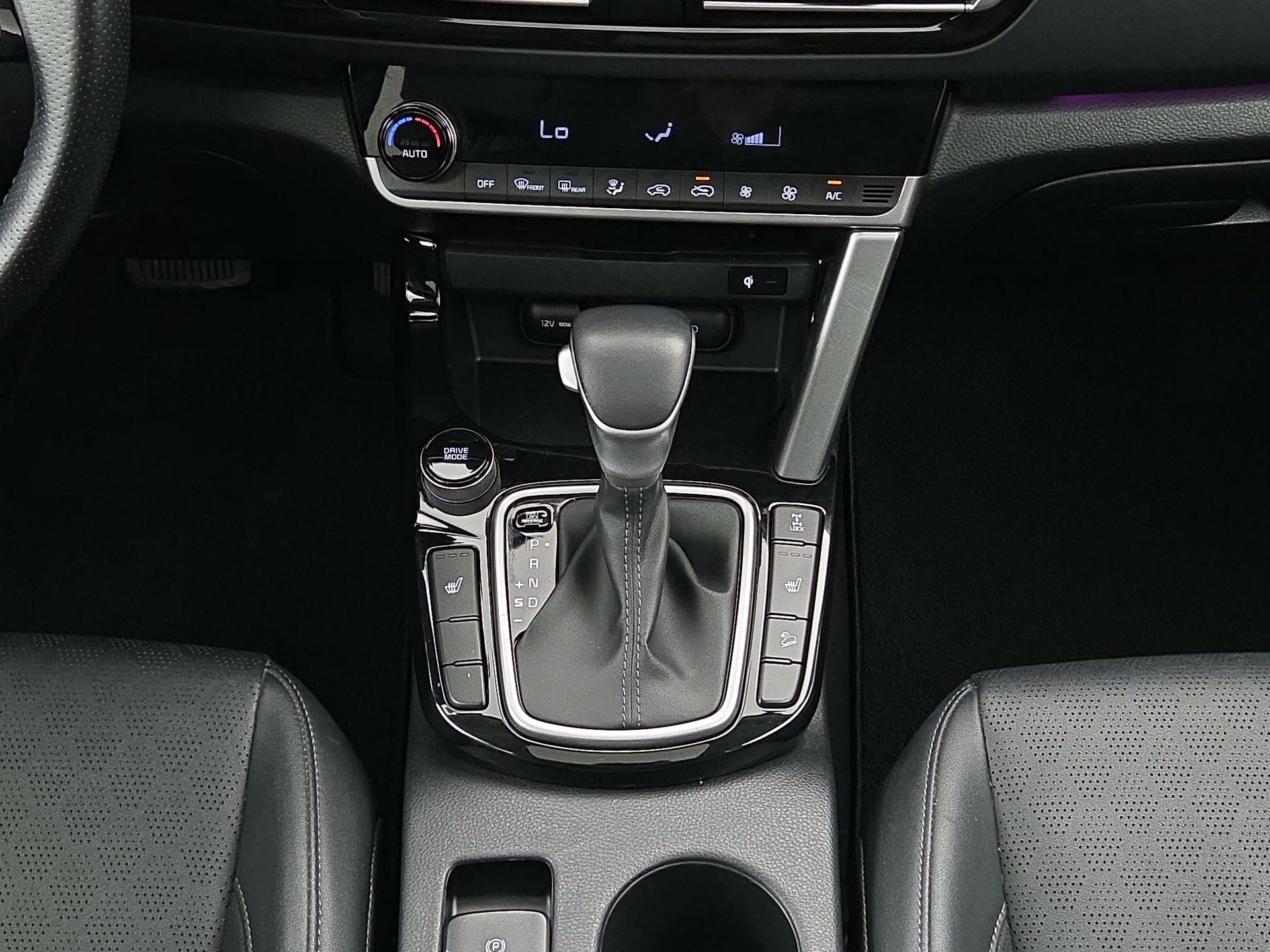 Thumbnail: 2023 Kia Seltos - 18