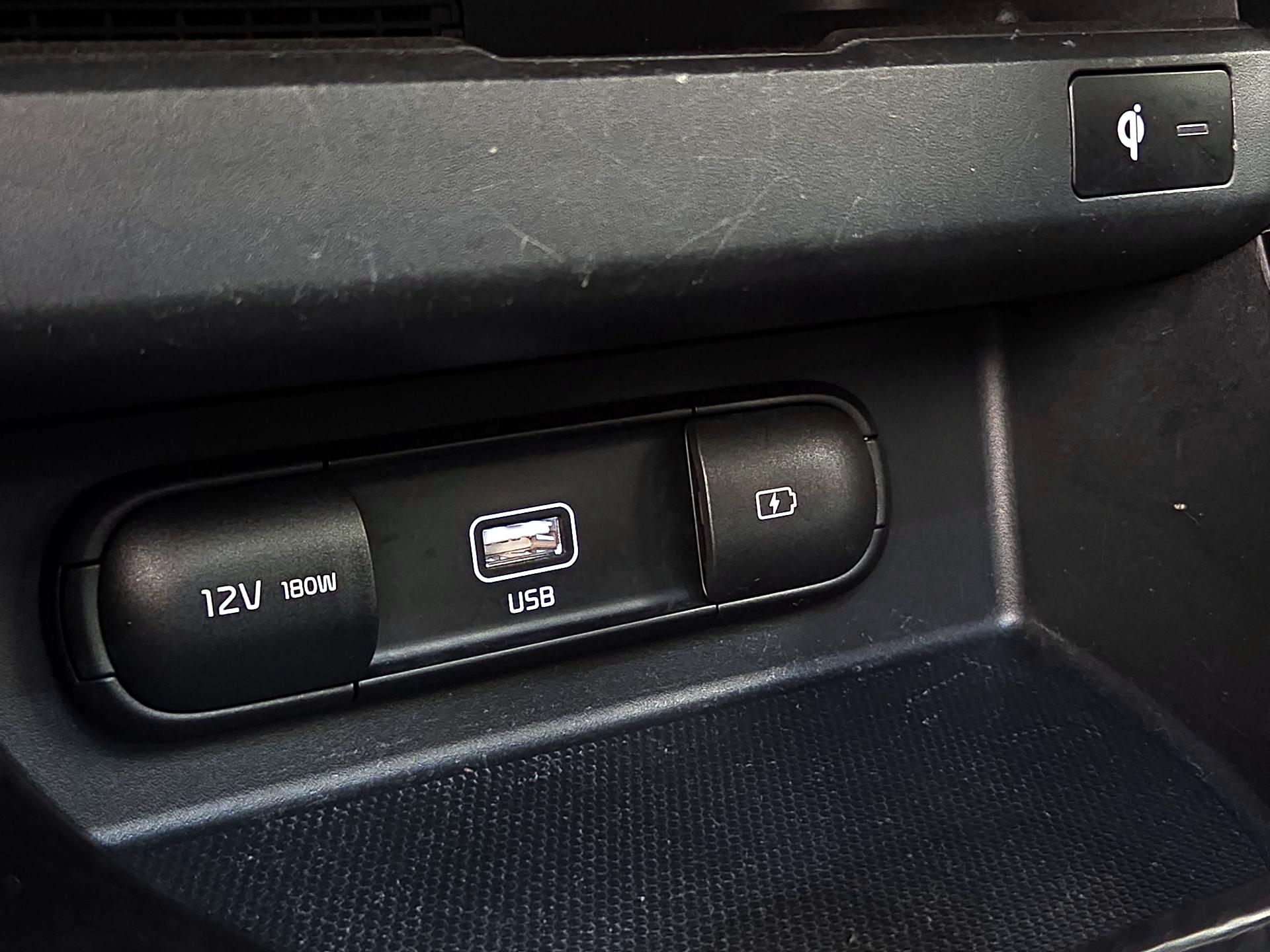 Thumbnail: 2023 Kia Seltos - 19