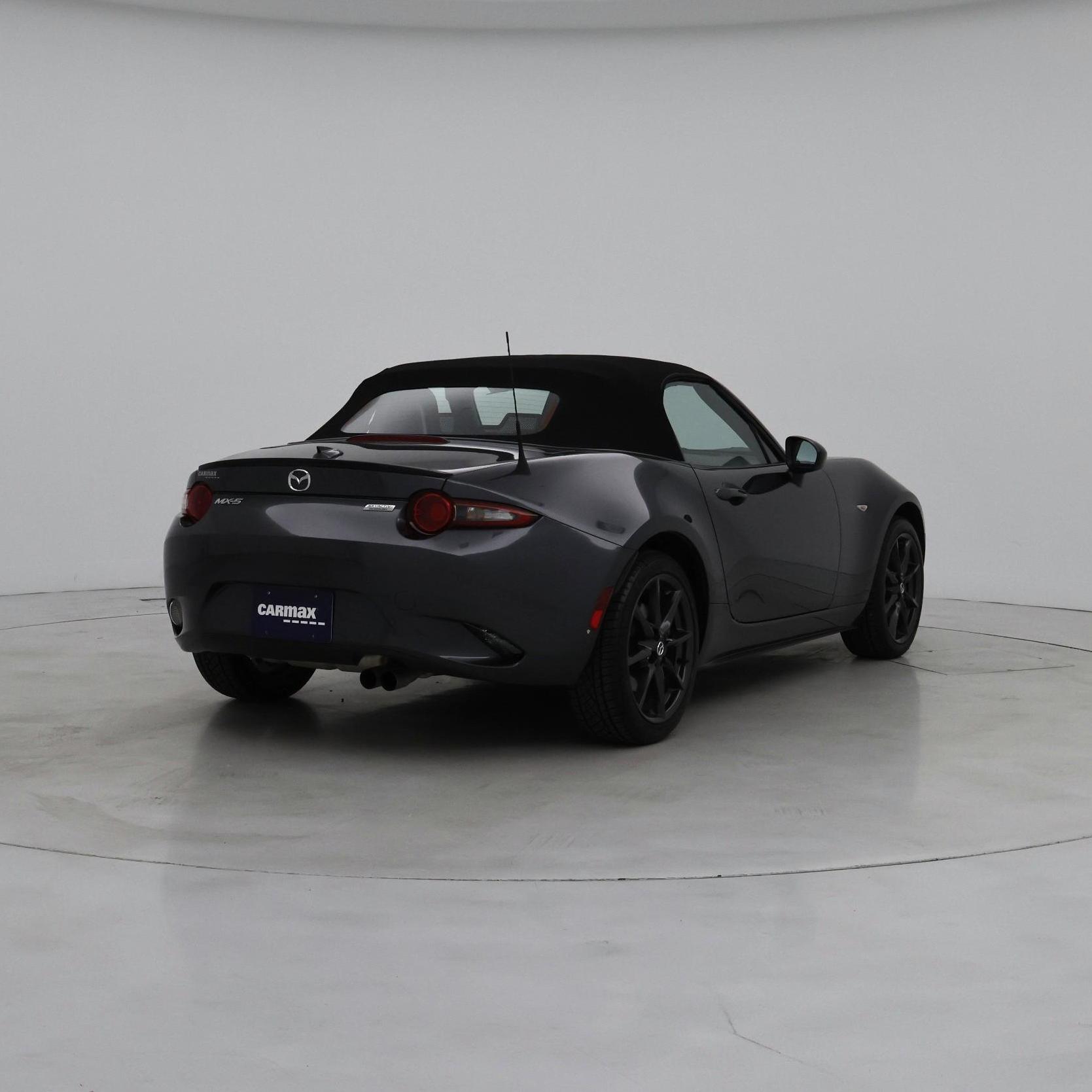 Thumbnail: 2016 Mazda MX-5 Miata - 8