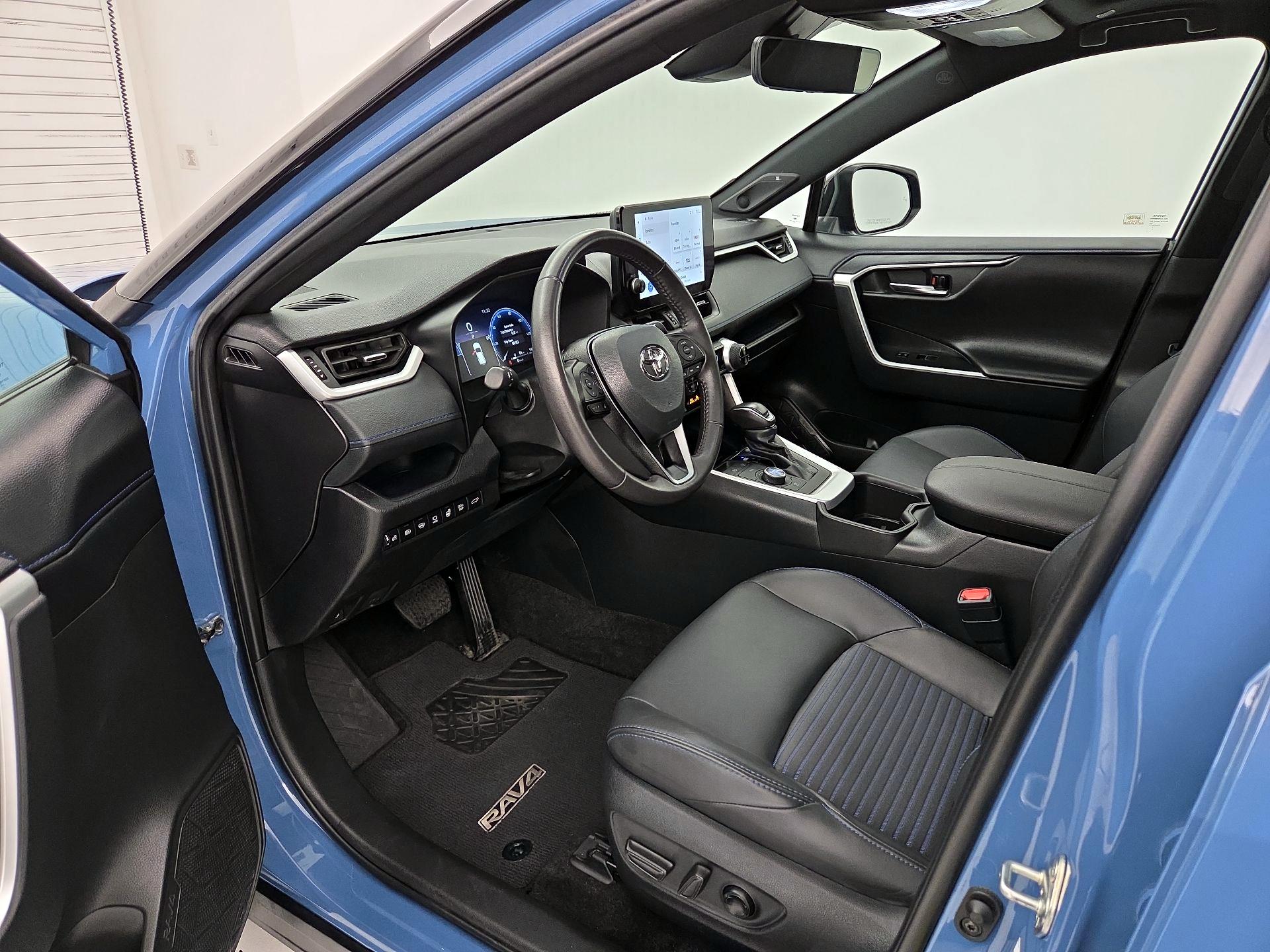 Thumbnail: 2024 Toyota RAV4 - 11