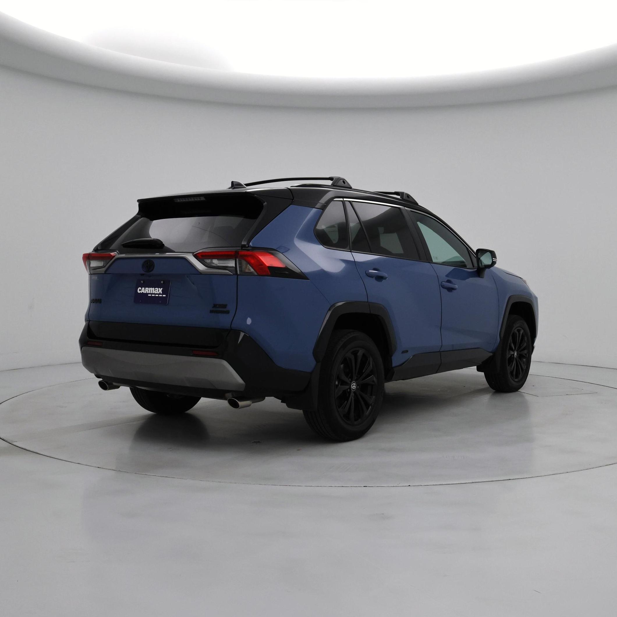 Thumbnail: 2024 Toyota RAV4 - 8