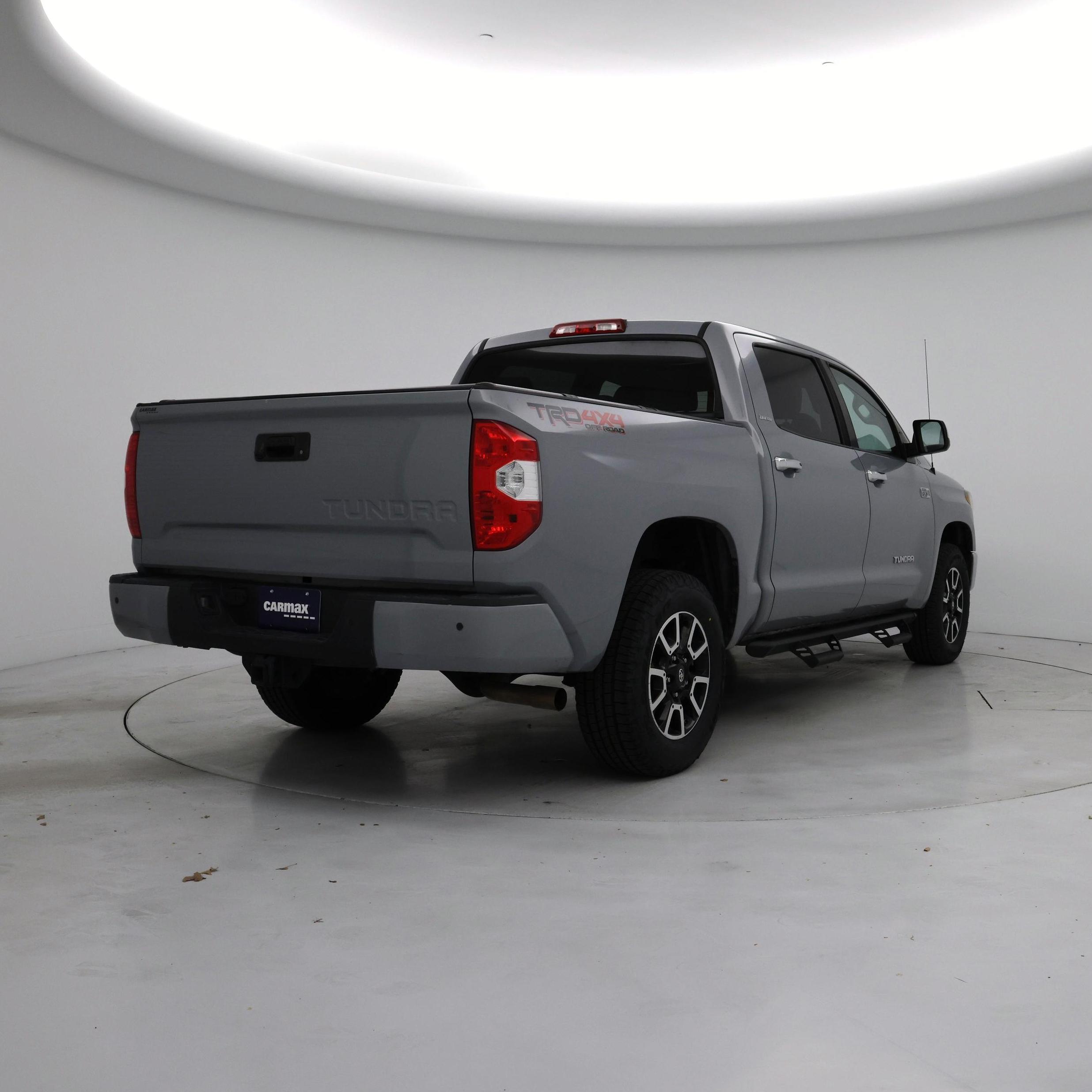 Thumbnail: 2018 Toyota Tundra - 8
