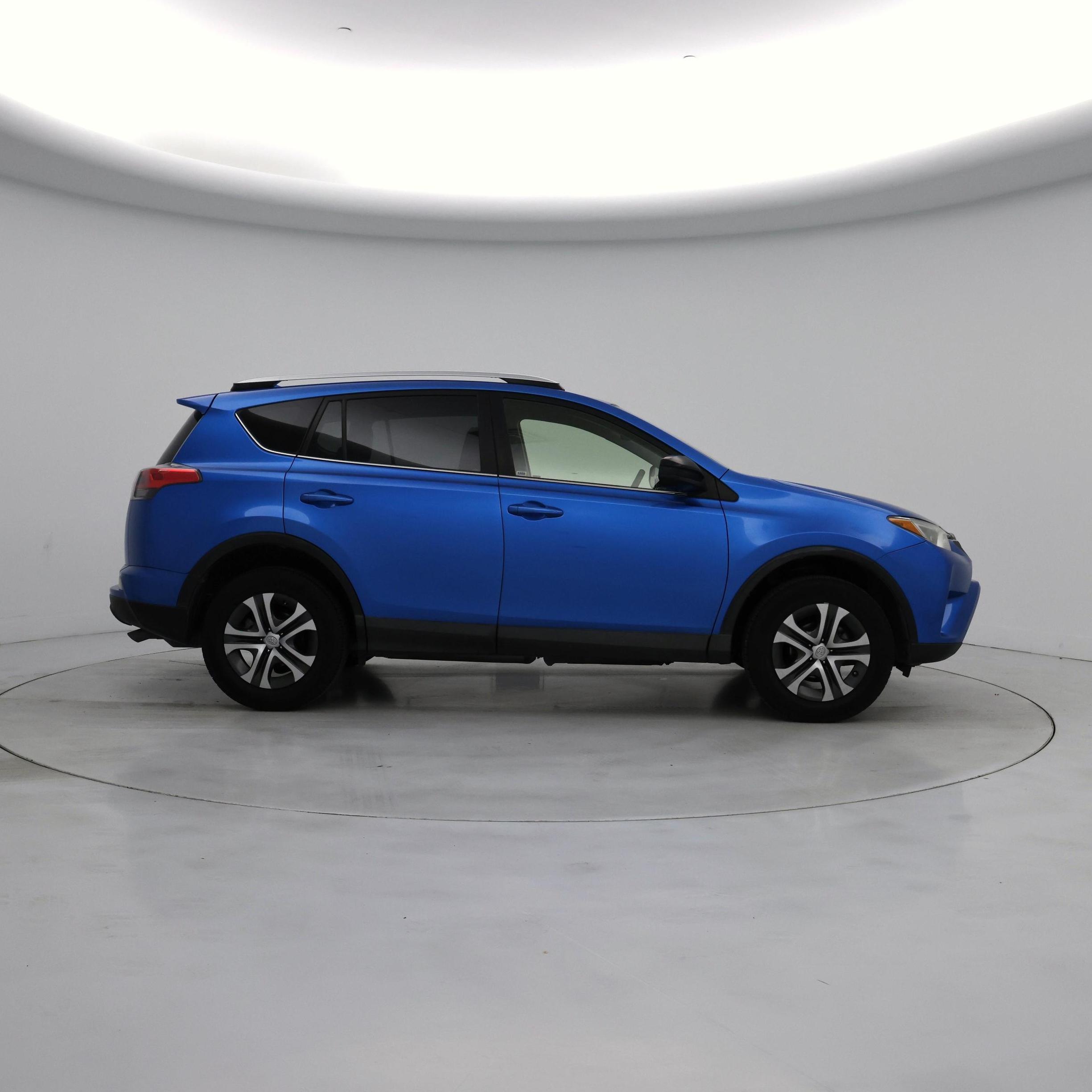 Thumbnail: 2016 Toyota RAV4 - 7