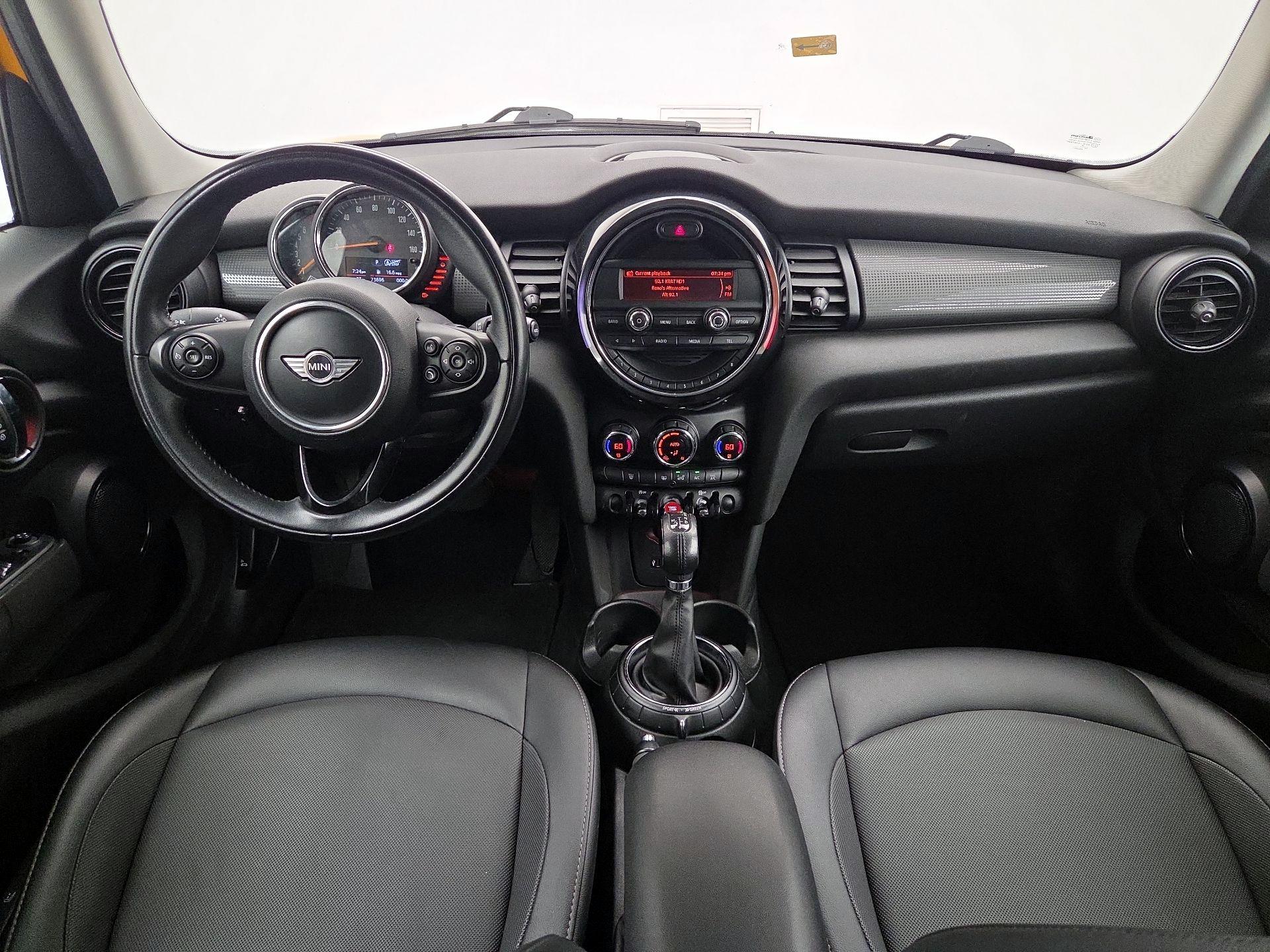Thumbnail: 2015 MINI Cooper Hardtop - 9