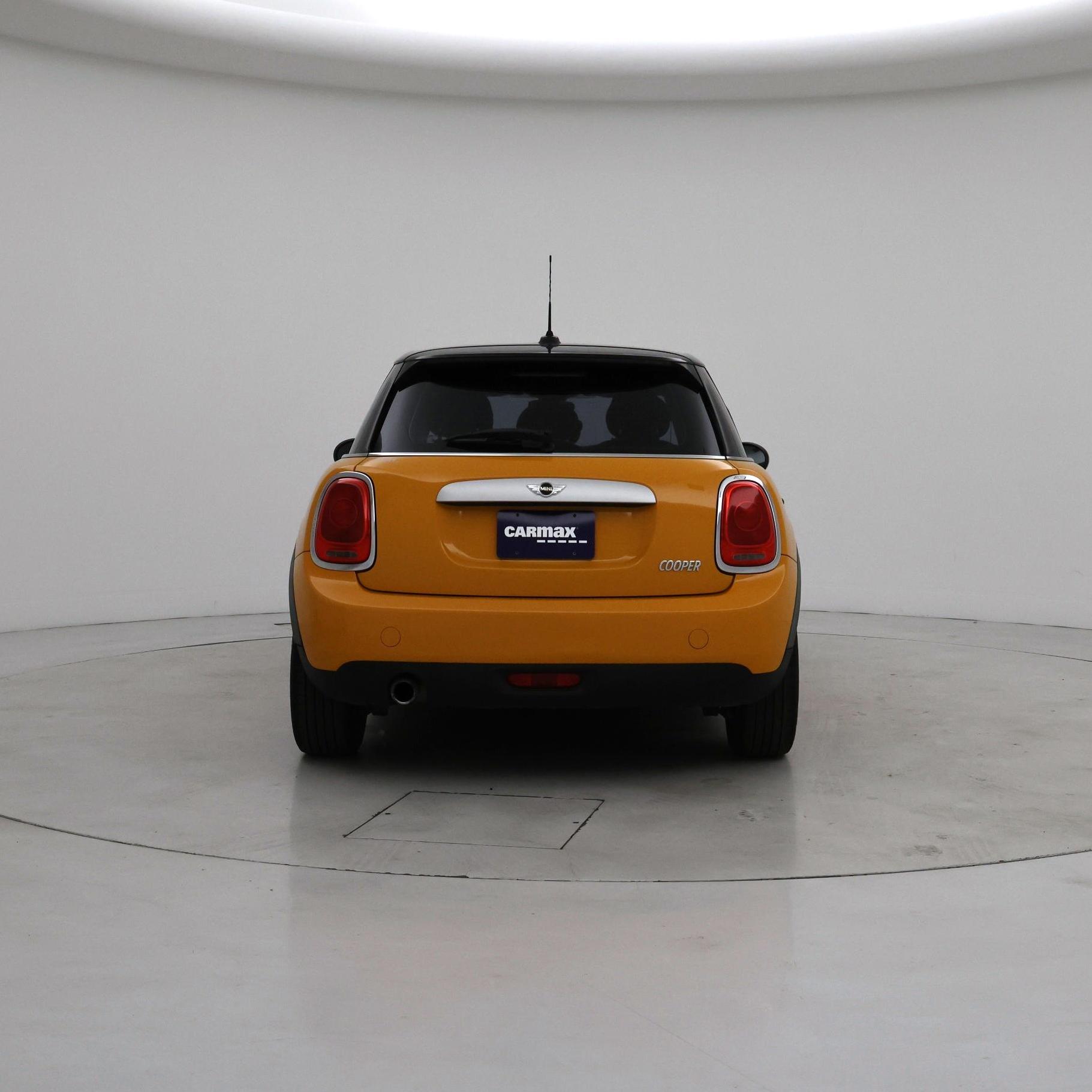 Thumbnail: 2015 MINI Cooper Hardtop - 6
