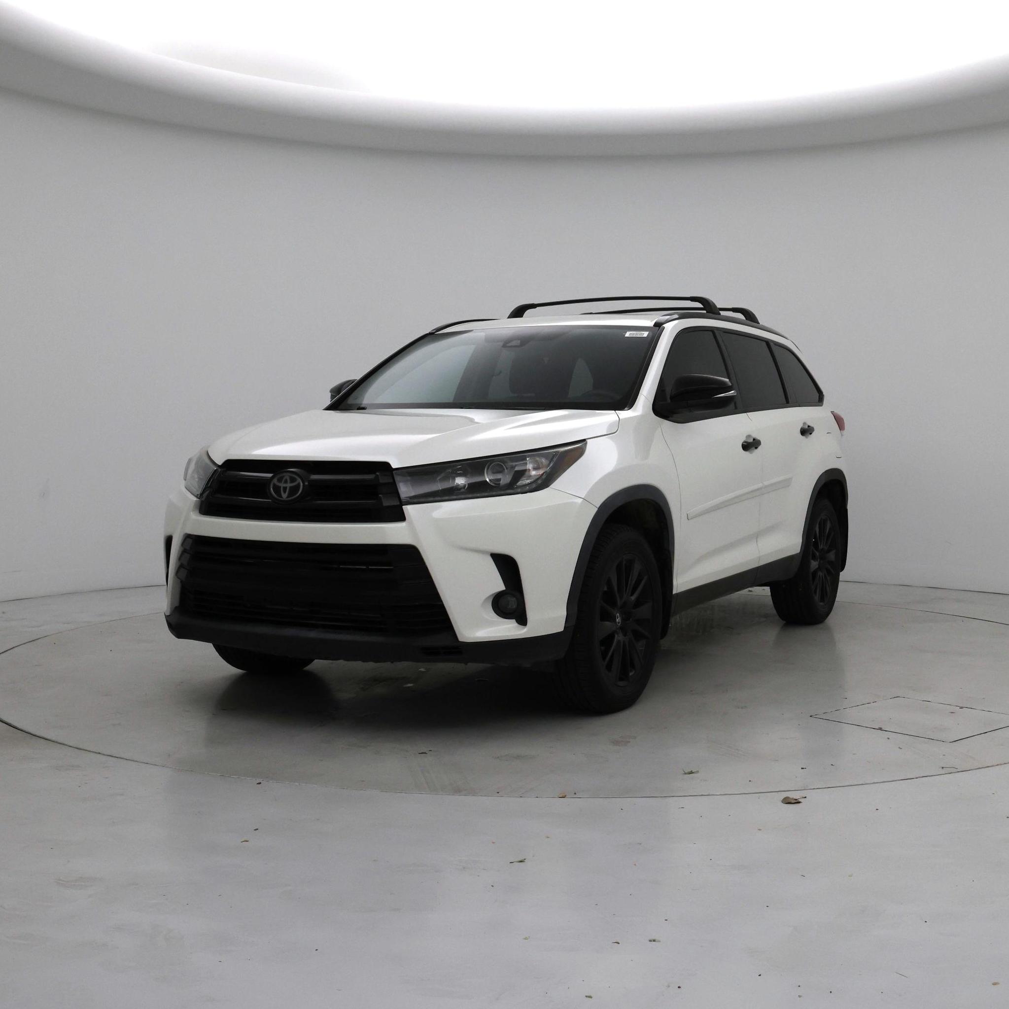 Thumbnail: 2019 Toyota Highlander - 4