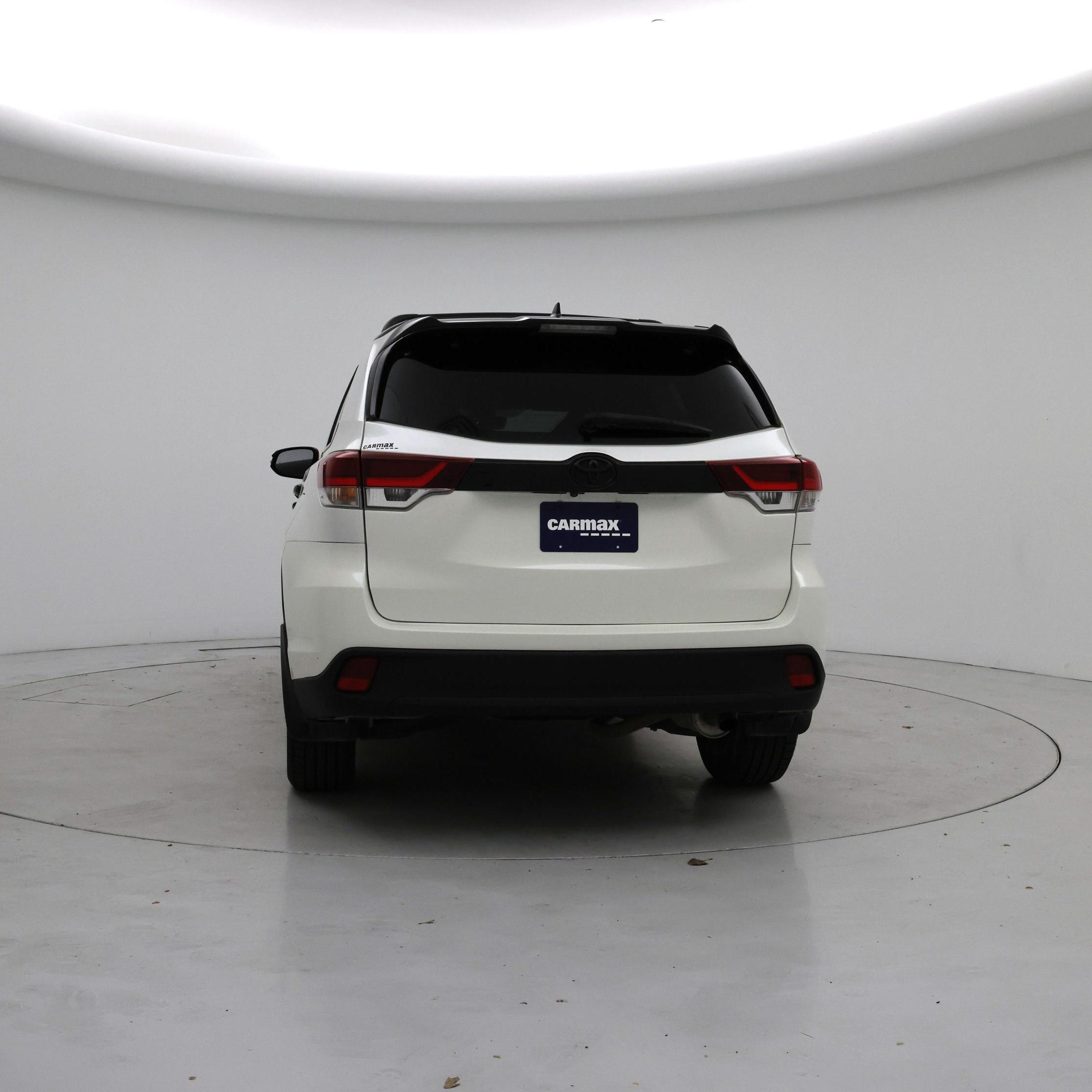 Thumbnail: 2019 Toyota Highlander - 6