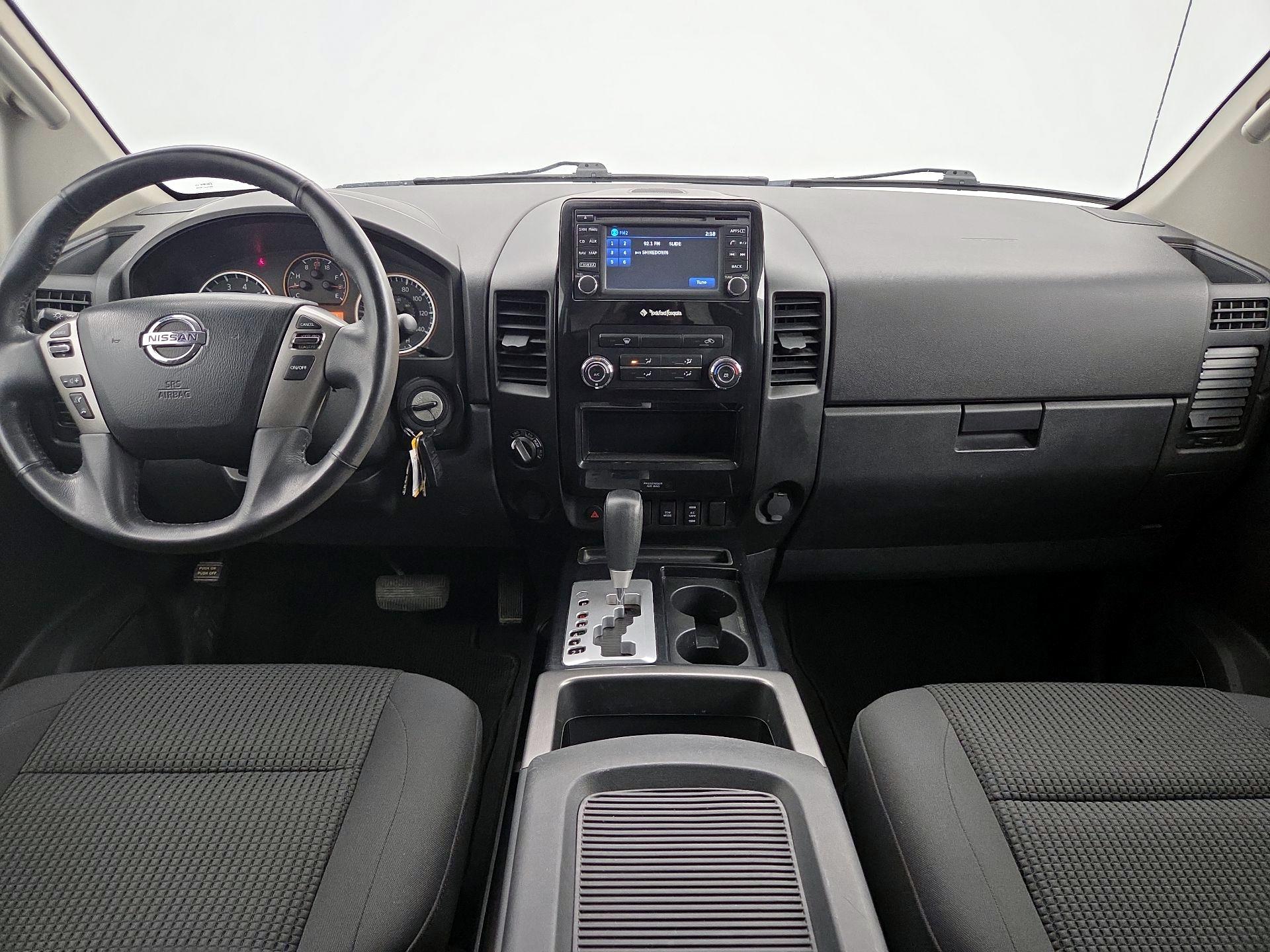 Thumbnail: 2015 Nissan Titan - 9