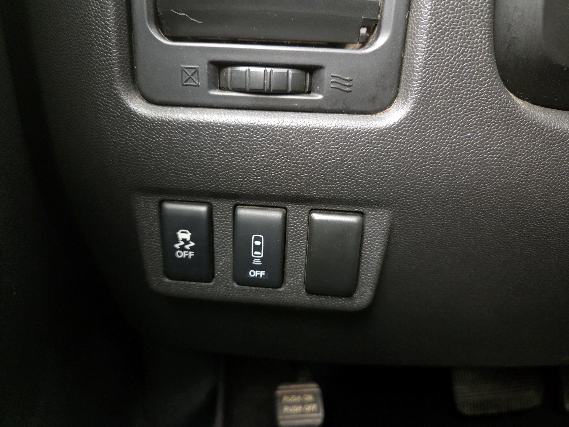 Thumbnail: 2015 Nissan Titan - 13