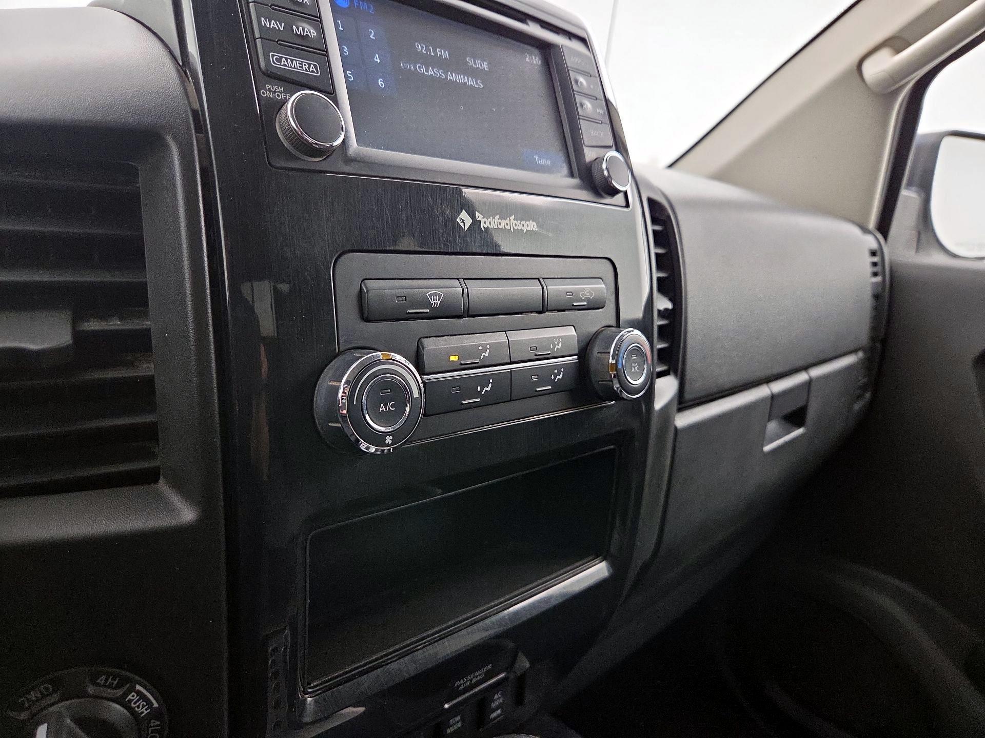 Thumbnail: 2015 Nissan Titan - 17