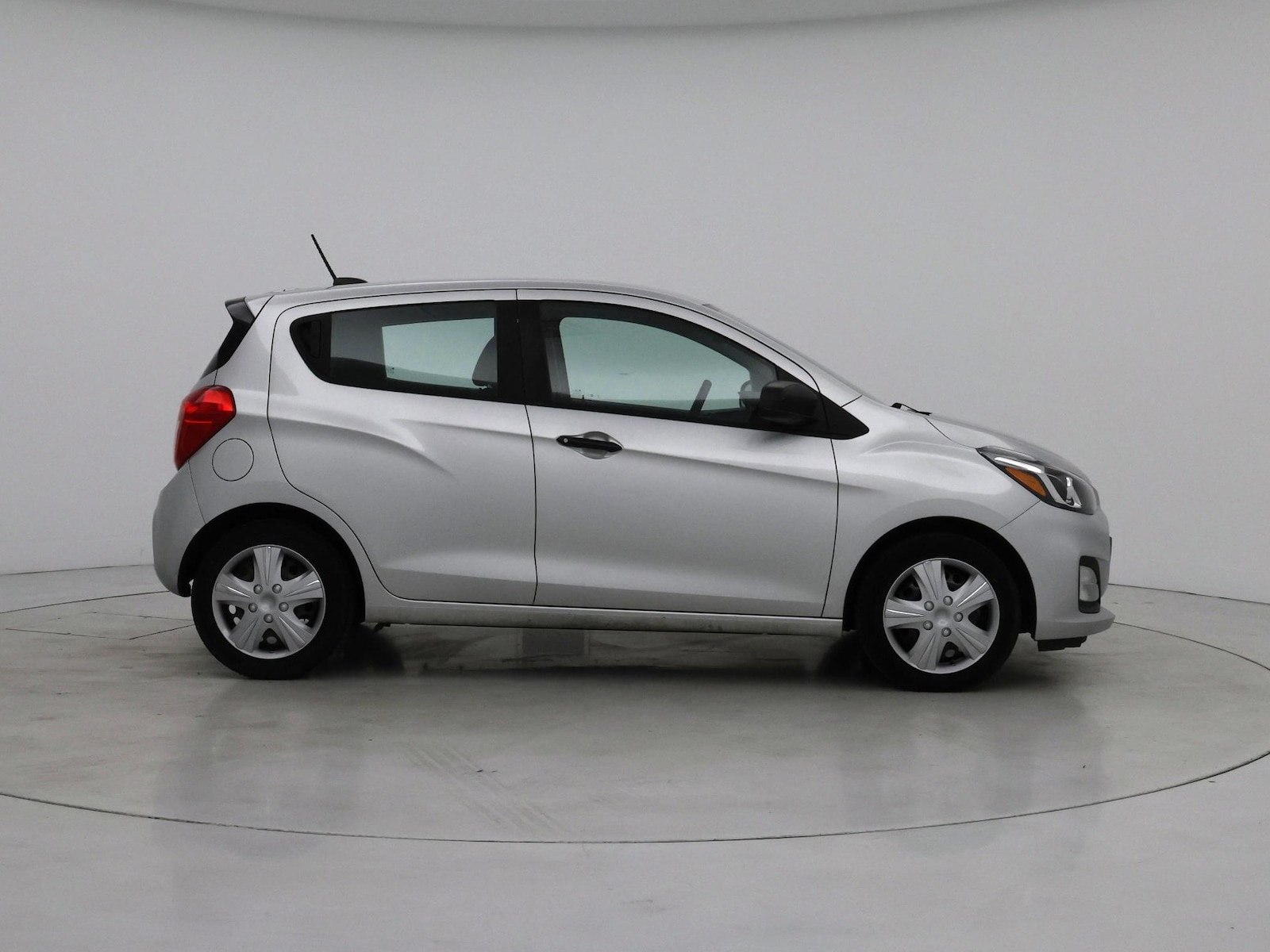 2019 Chevrolet Spark LS - Photo 8