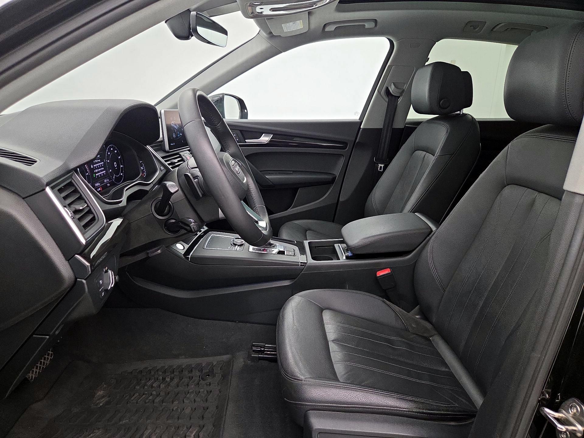 Thumbnail: 2020 Audi Q5 - 11