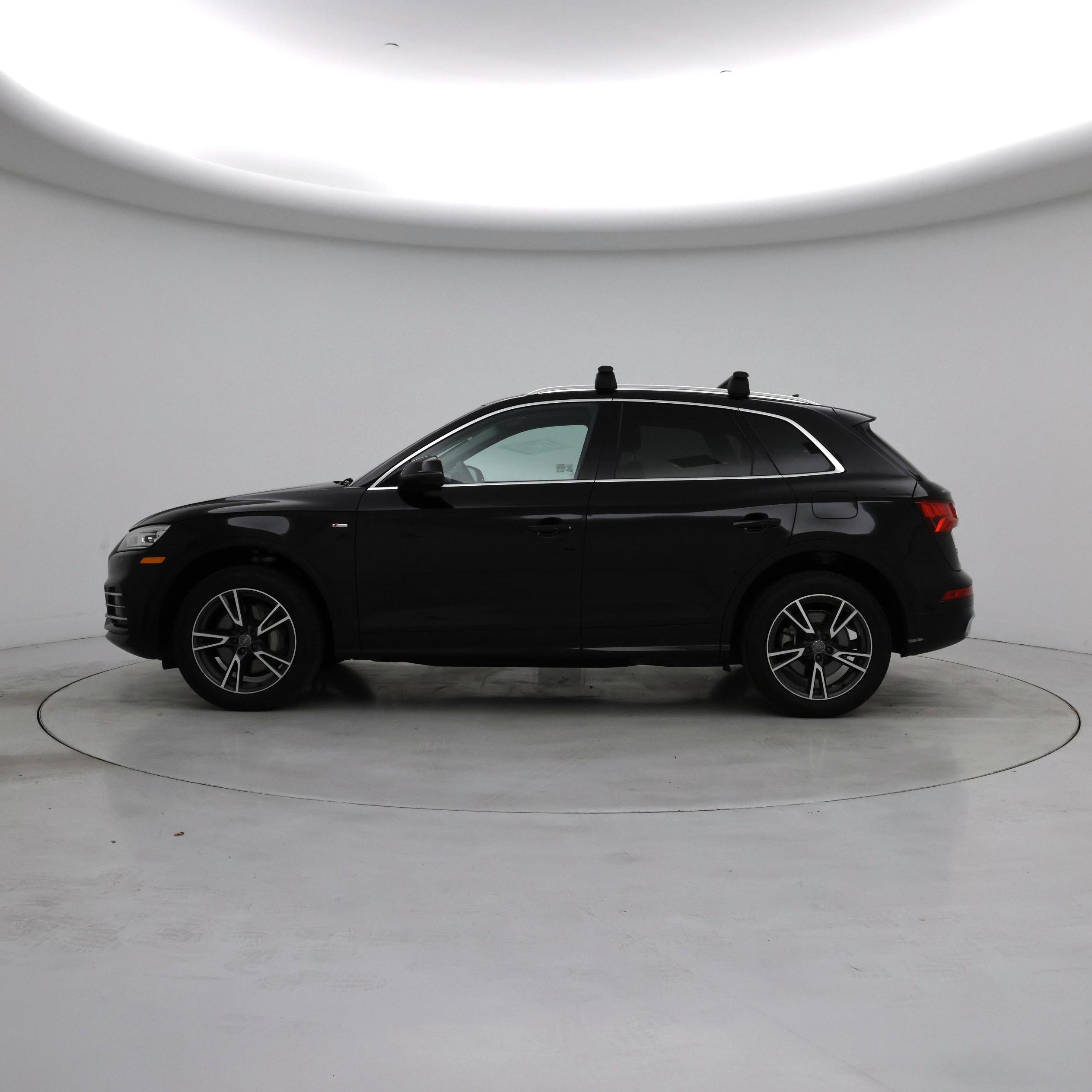 Thumbnail: 2020 Audi Q5 - 3