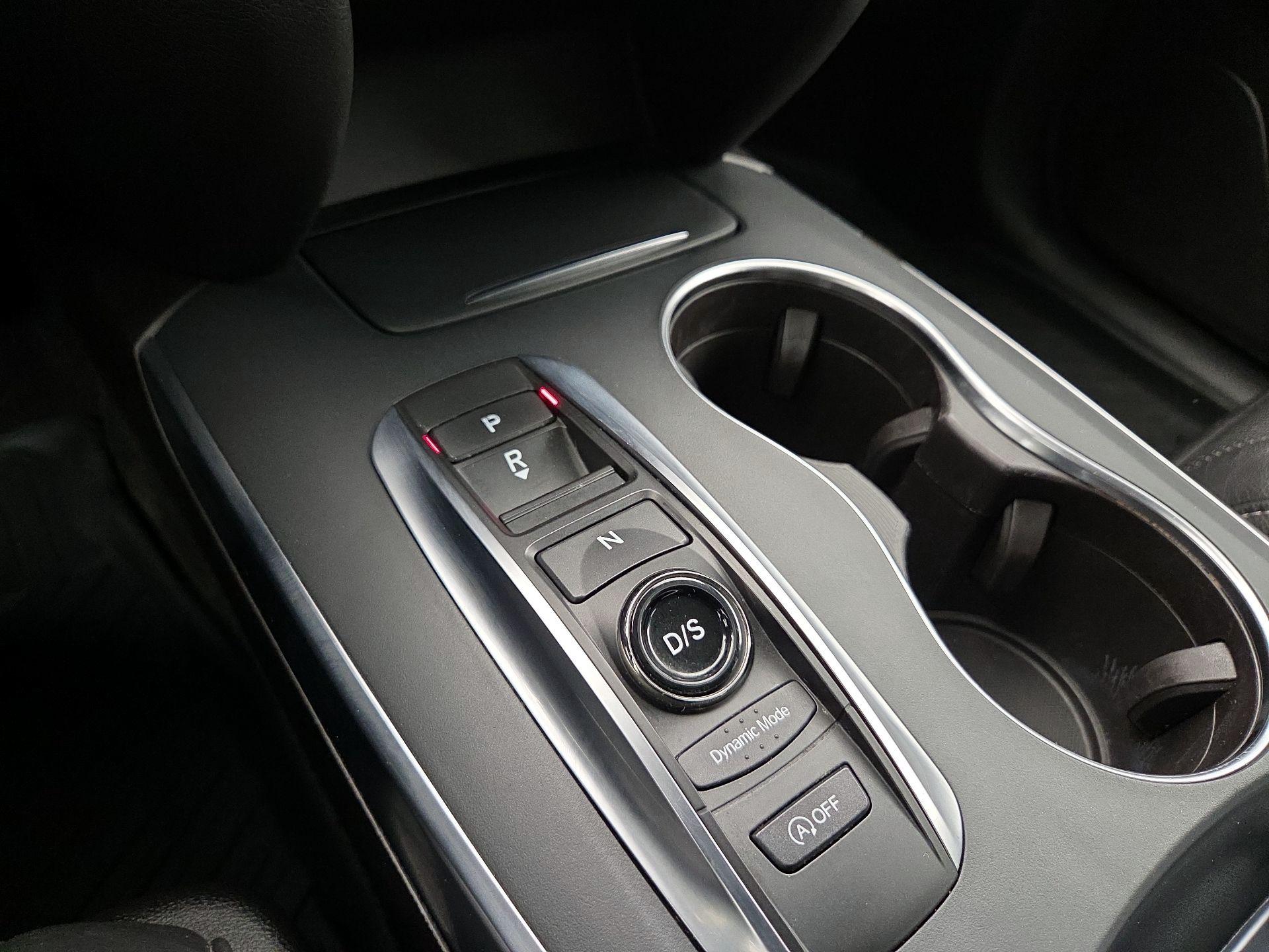 Thumbnail: 2019 Acura MDX - 17